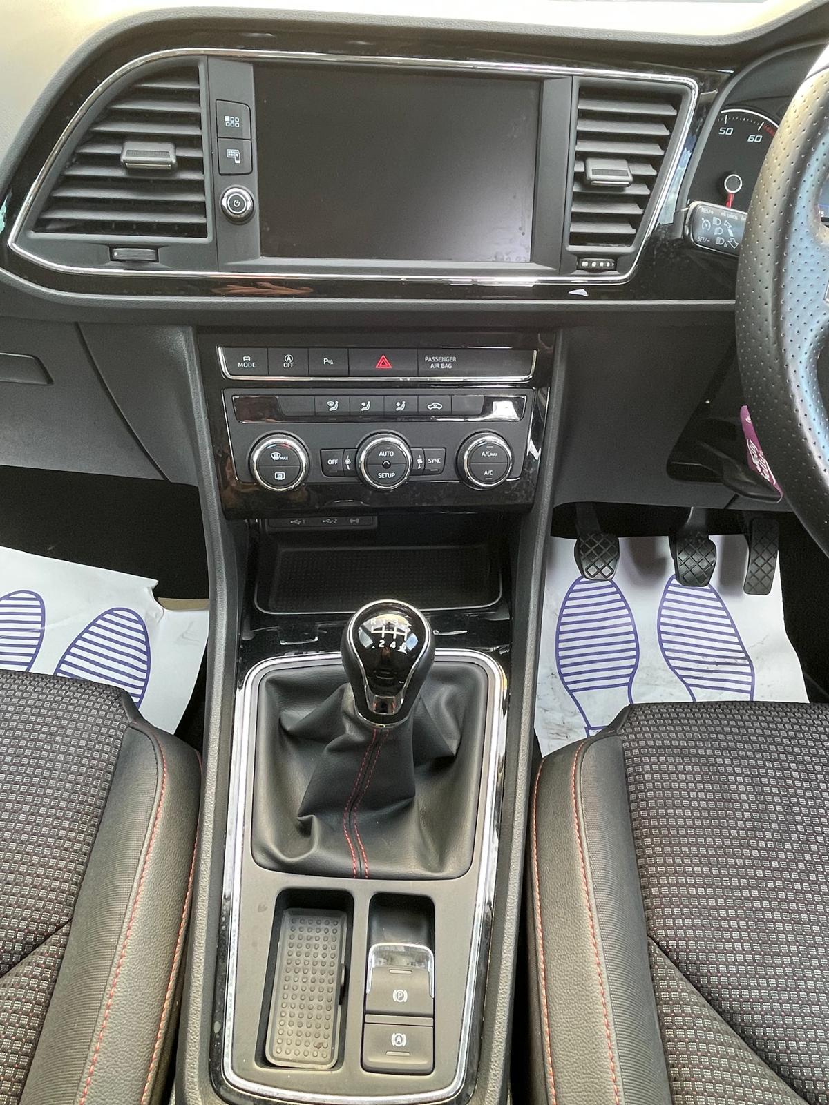 SEAT Leon 1.5 TSI EVO FR Hatchback 5dr Petrol Manual Euro 6 (s/s) (130 ps)