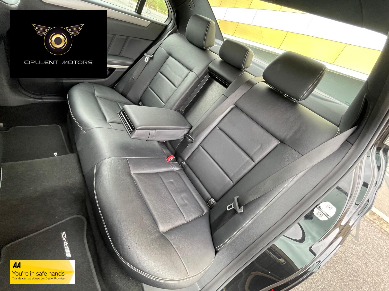 Mercedes-Benz E Class 2.1 E250 CDI BlueEfficiency Sport Saloon 4dr Diesel G-Tronic+ Euro 5 (s/s) (204 ps)