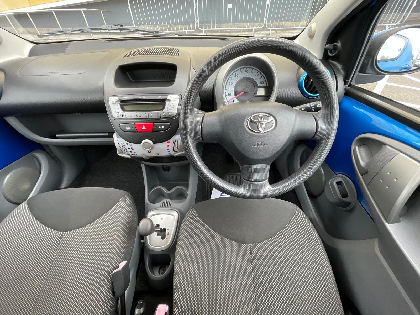 Toyota AYGO 1.0 VVT-i Blue Hatchback 5dr Petrol MultiMode Euro 4 (67 bhp)