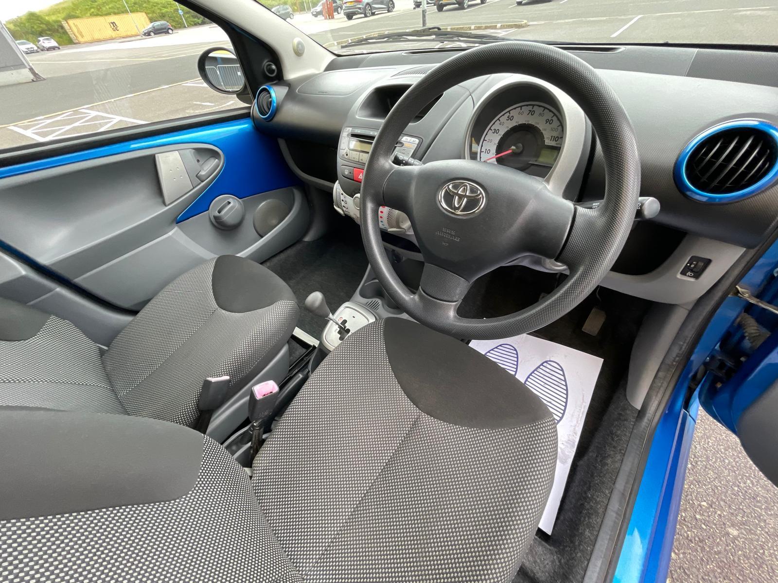 Toyota AYGO 1.0 VVT-i Blue Hatchback 5dr Petrol MultiMode Euro 4 (67 bhp)