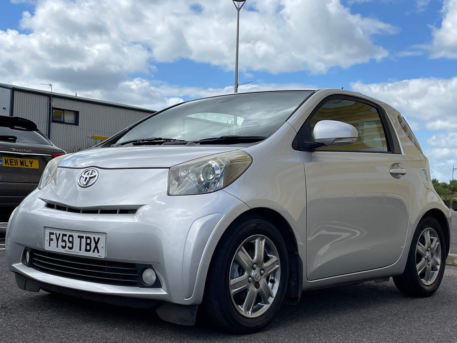 Toyota iQ 1.0 VVT-i 2 Hatchback 3dr Petrol Manual Euro 4 (68 bhp)