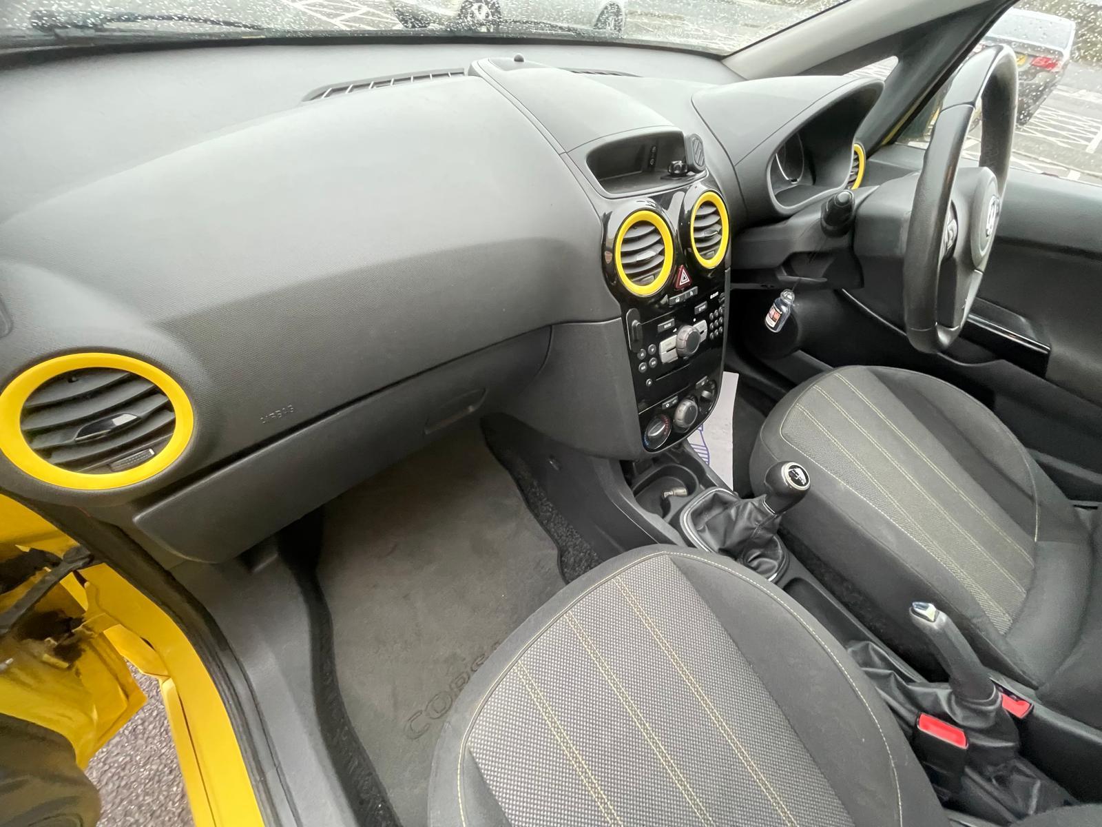 Vauxhall Corsa 1.2 16V Limited Edition Hatchback 3dr Petrol Manual Euro 5 (85 ps)