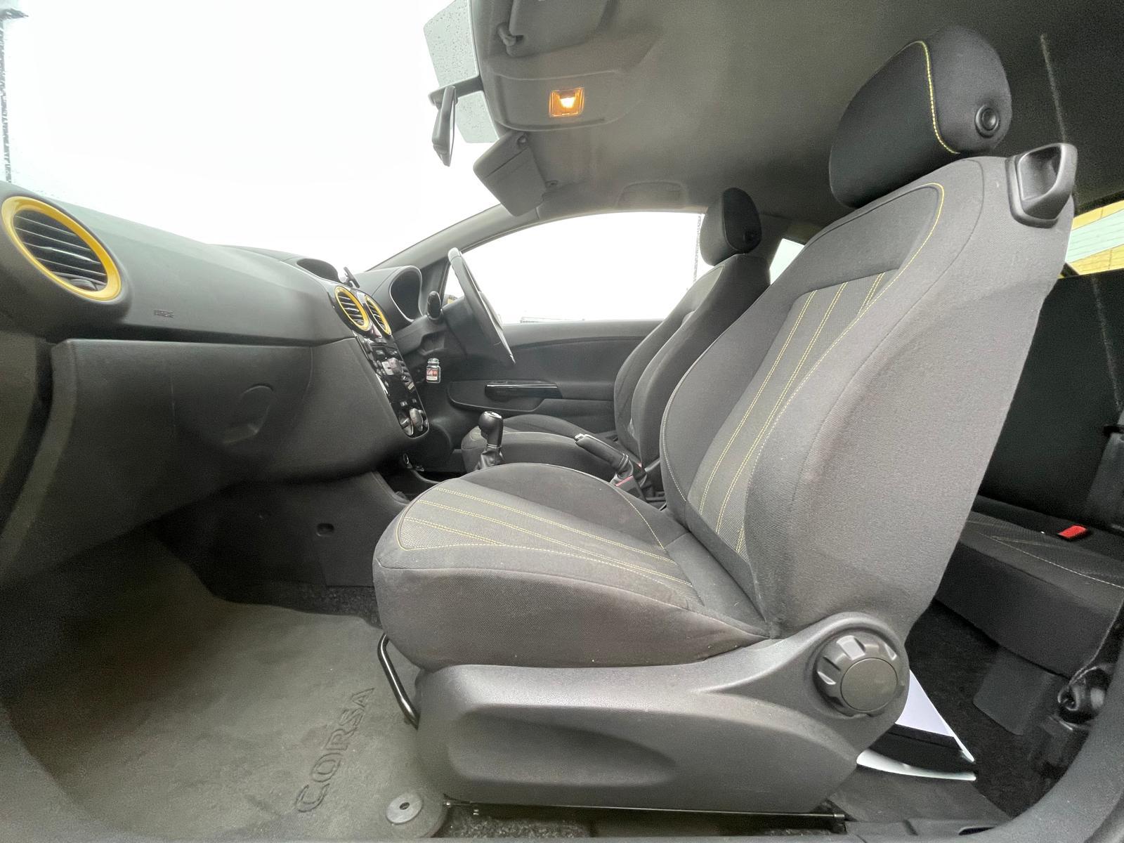 Vauxhall Corsa 1.2 16V Limited Edition Hatchback 3dr Petrol Manual Euro 5 (85 ps)