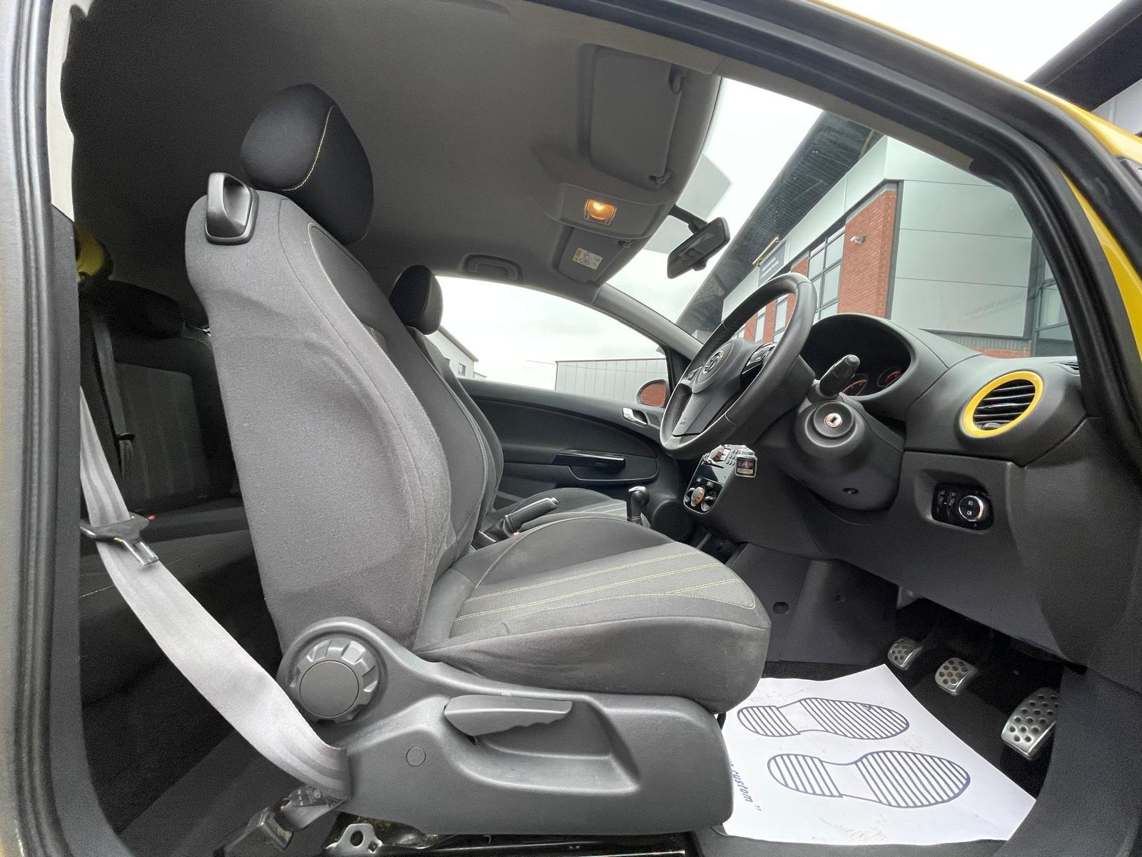 Vauxhall Corsa 1.2 16V Limited Edition Hatchback 3dr Petrol Manual Euro 5 (85 ps)