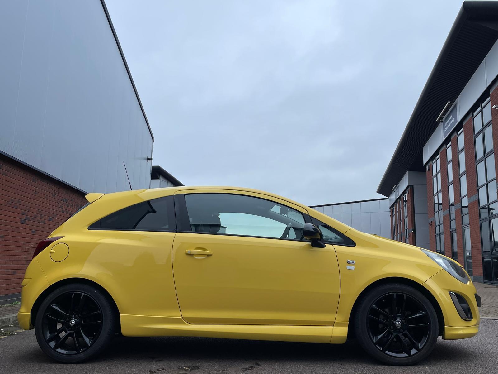 Vauxhall Corsa 1.2 16V Limited Edition Hatchback 3dr Petrol Manual Euro 5 (85 ps)