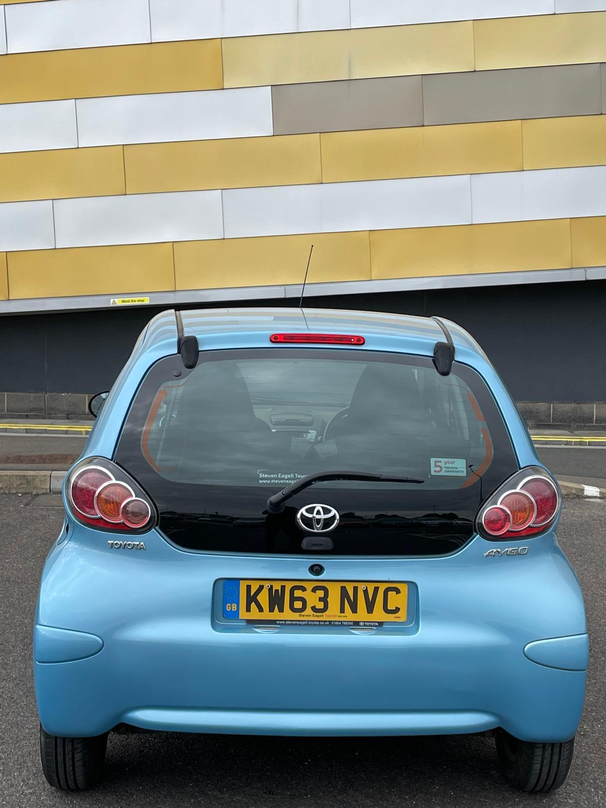 Toyota AYGO 1.0 VVT-i Move Hatchback 5dr Petrol Manual Euro 5 (68 ps)