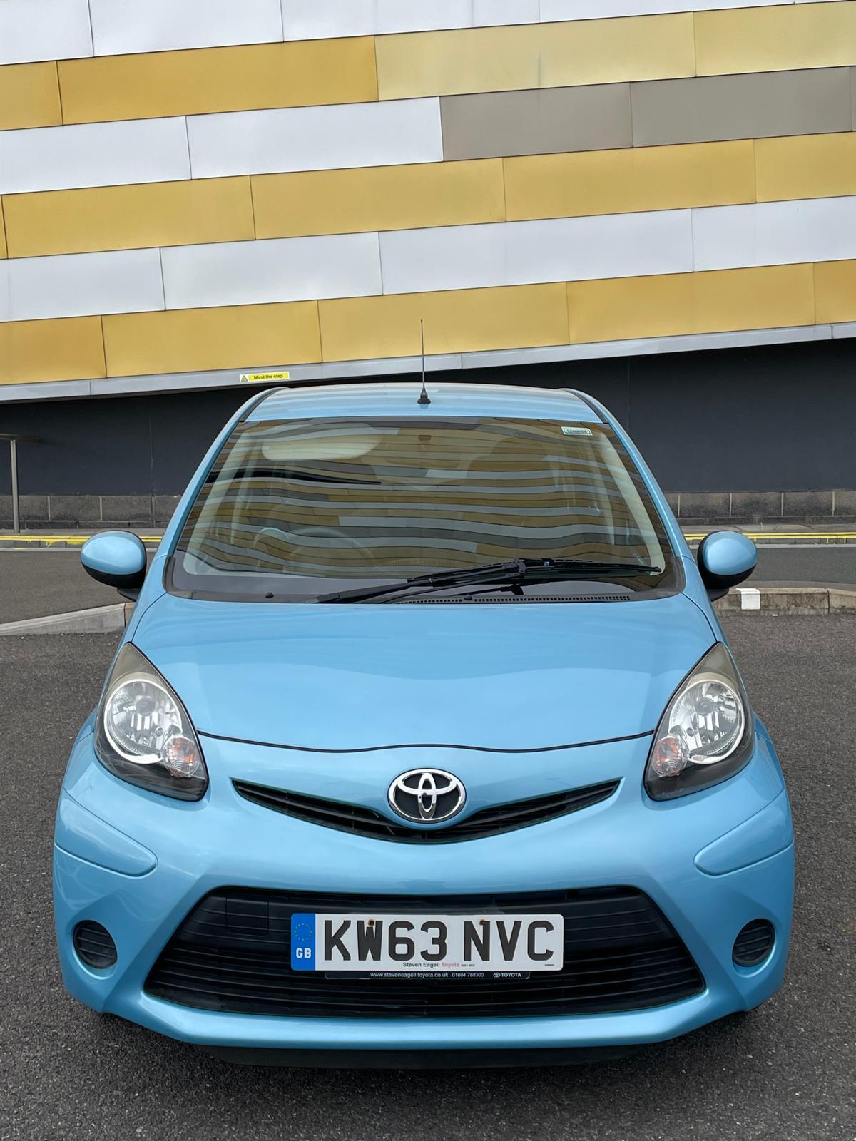 Toyota AYGO 1.0 VVT-i Move Hatchback 5dr Petrol Manual Euro 5 (68 ps)