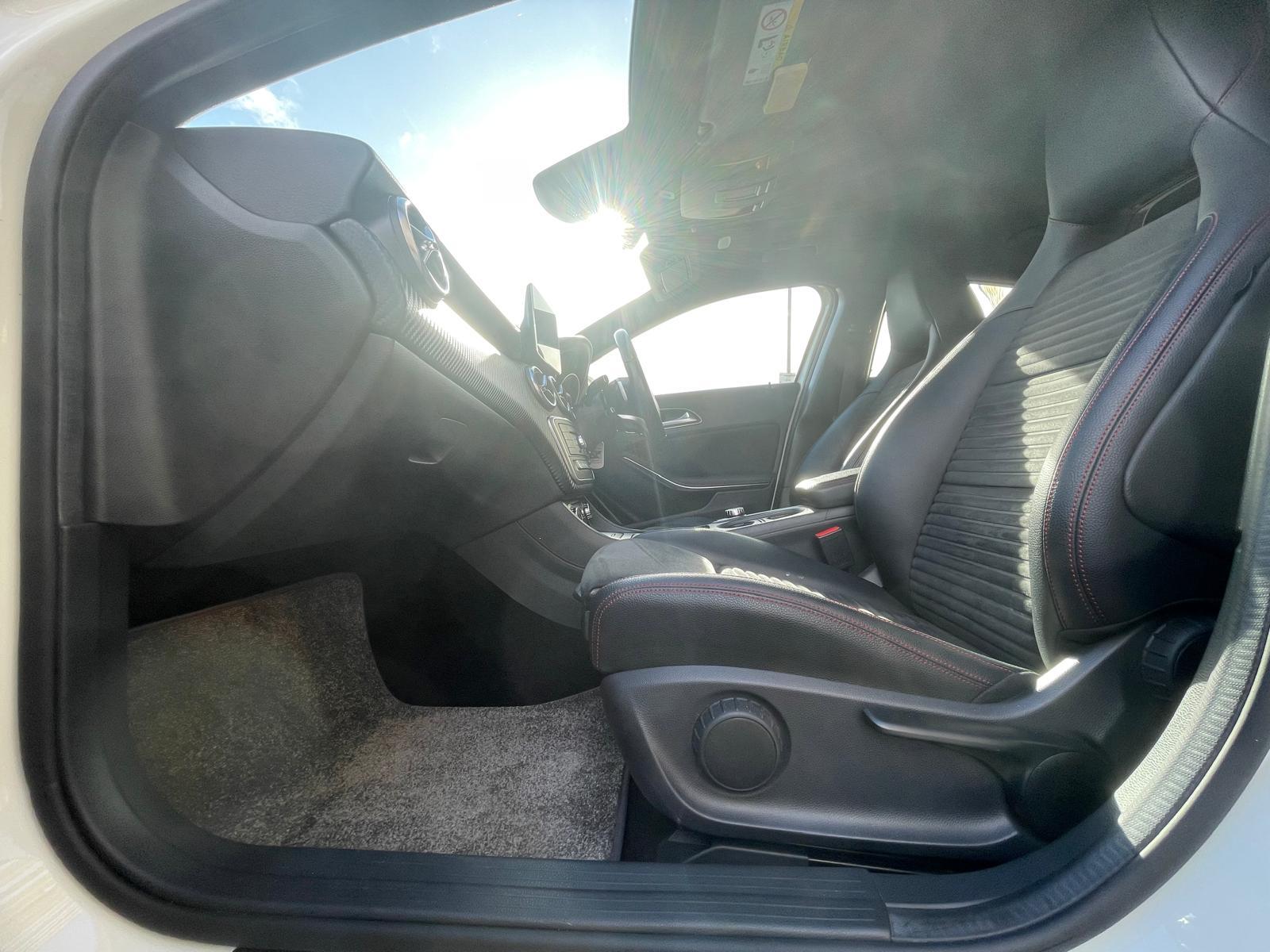 Mercedes-Benz A Class 1.6 A180 AMG Line (Premium) Hatchback 5dr Petrol 7G-DCT Euro 6 (s/s) (122 ps)