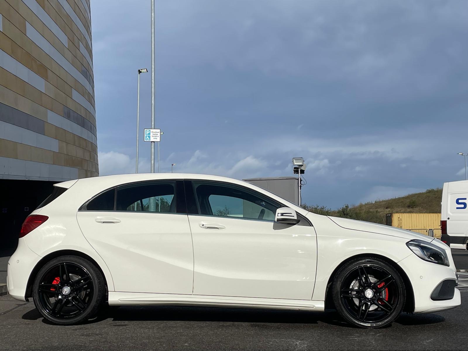 Mercedes-Benz A Class 1.6 A180 AMG Line (Premium) Hatchback 5dr Petrol 7G-DCT Euro 6 (s/s) (122 ps)