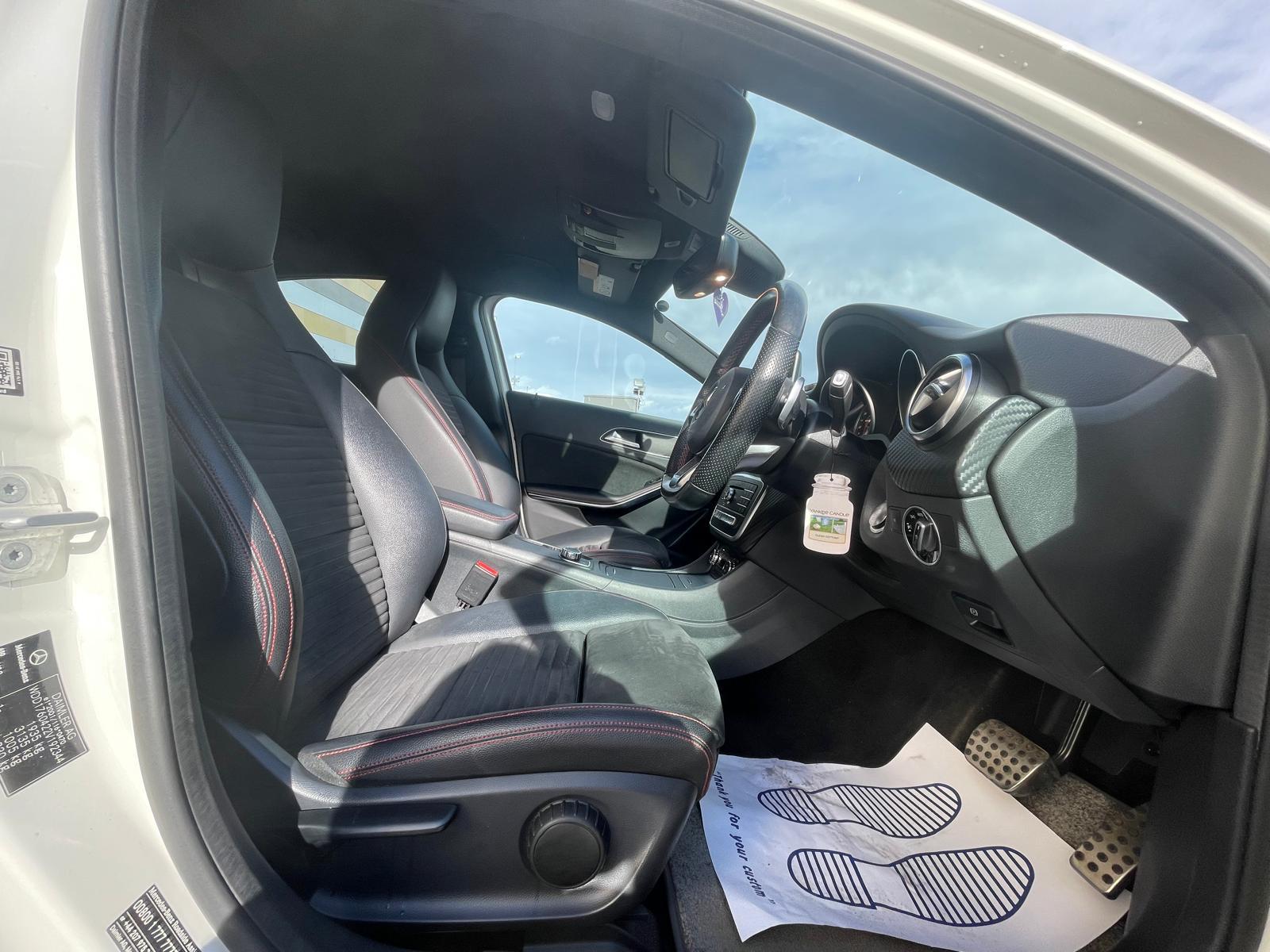 Mercedes-Benz A Class 1.6 A180 AMG Line (Premium) Hatchback 5dr Petrol 7G-DCT Euro 6 (s/s) (122 ps)