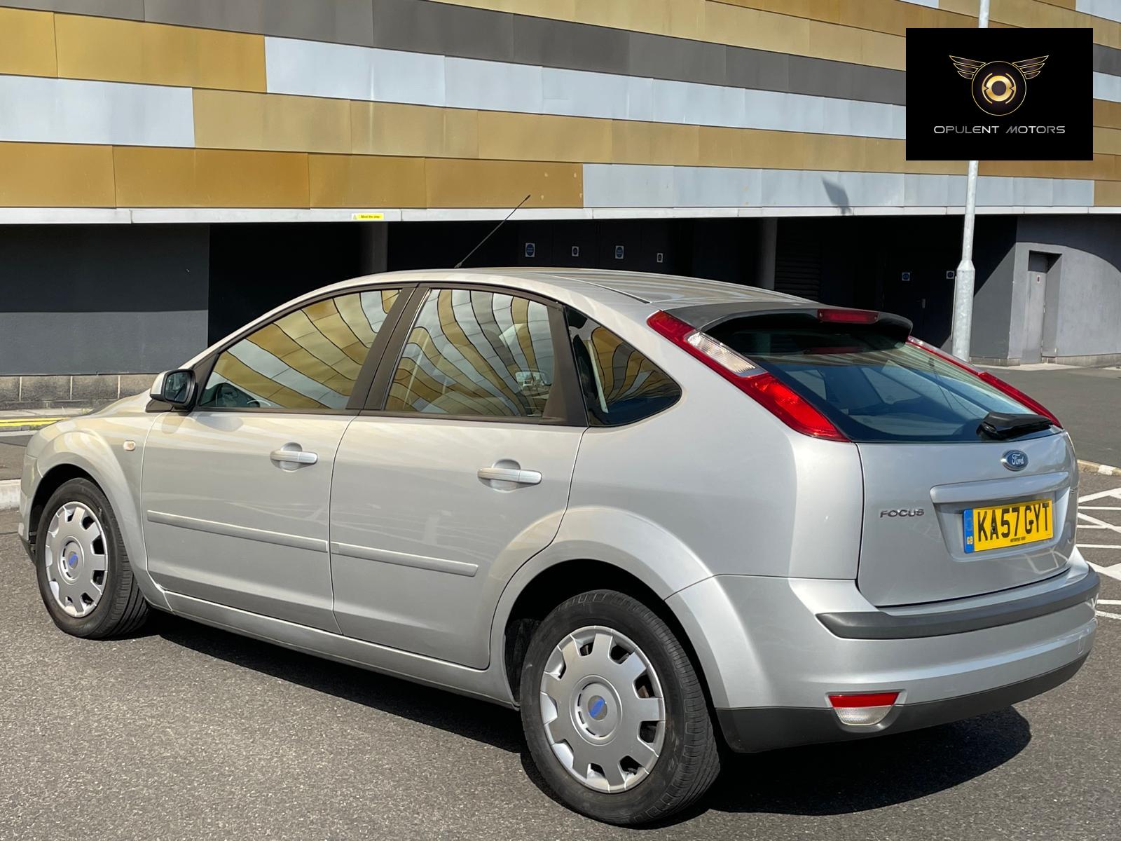 Ford Focus 1.6 Style Hatchback 5dr Petrol Manual (159 g/km, 99 bhp)