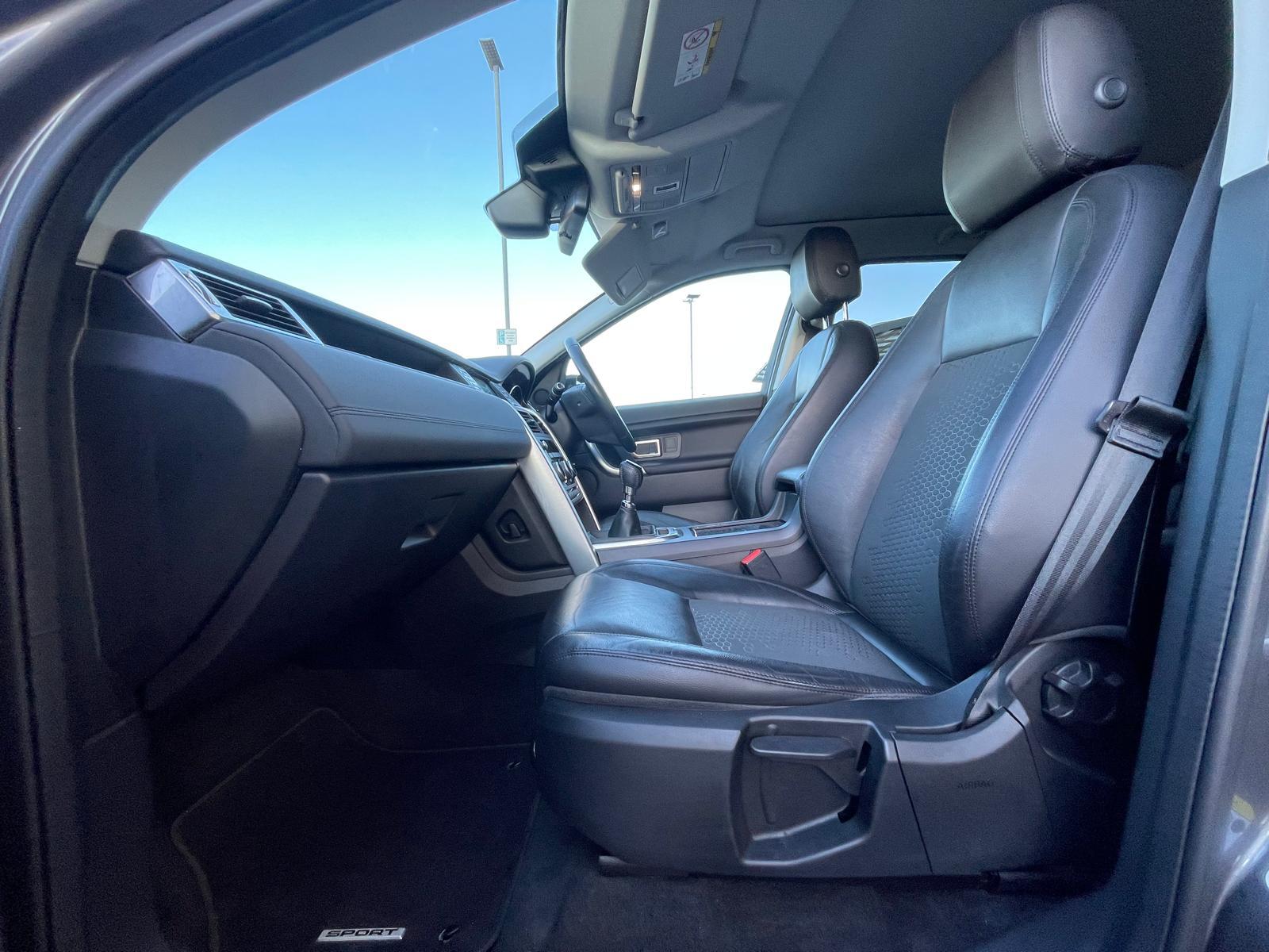 Land Rover Discovery Sport 2.0 TD4 SE Tech SUV 5dr Diesel Manual 4WD Euro 6 (s/s) (180 ps)