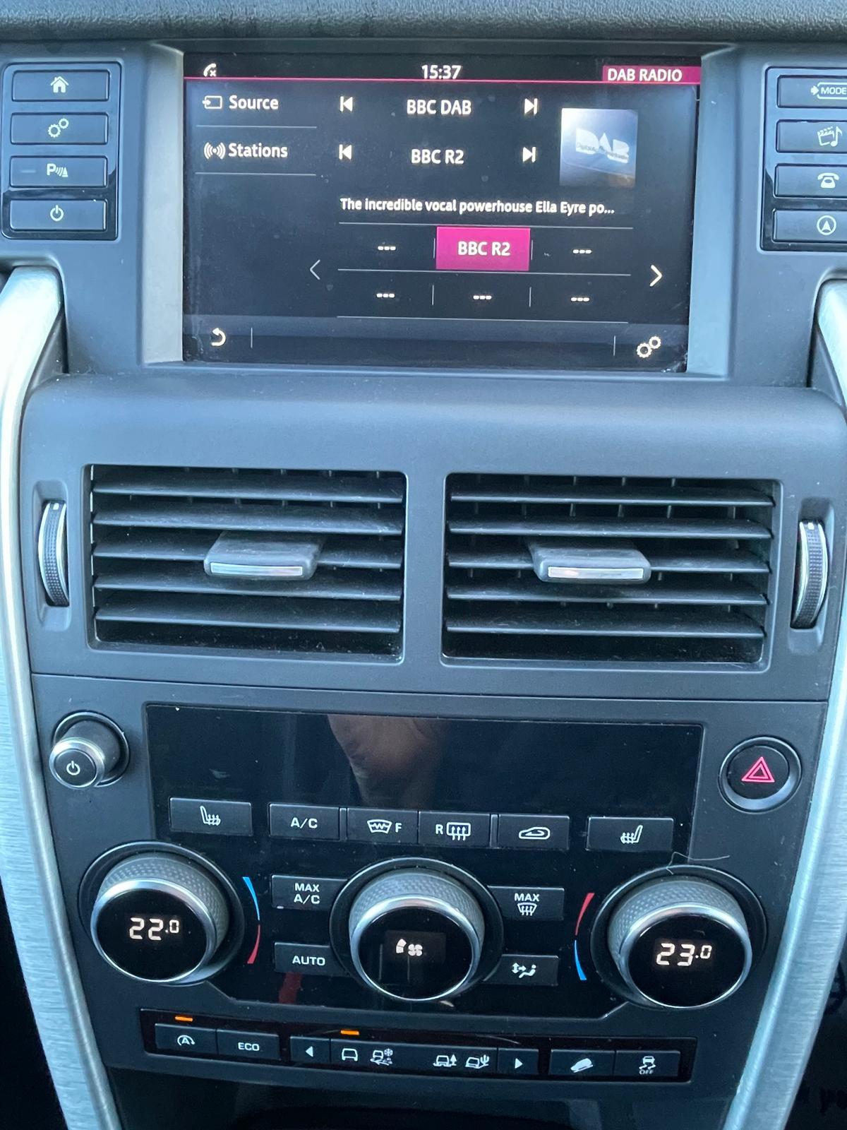 Land Rover Discovery Sport 2.0 TD4 SE Tech SUV 5dr Diesel Manual 4WD Euro 6 (s/s) (180 ps)