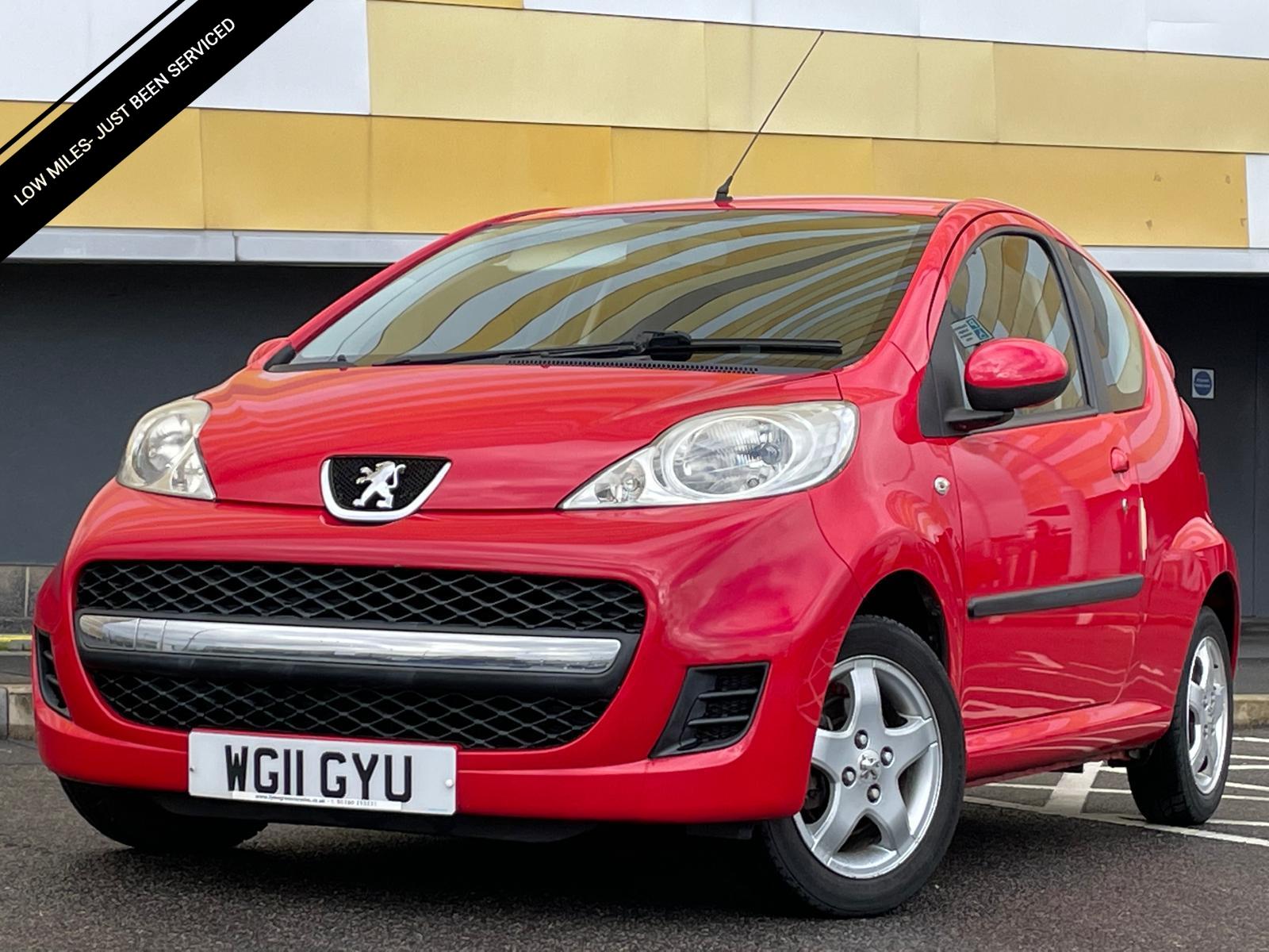 Peugeot 107 1.0 12V Urban Hatchback 3dr Petrol 2 Tronic Euro 5 (68 ps)