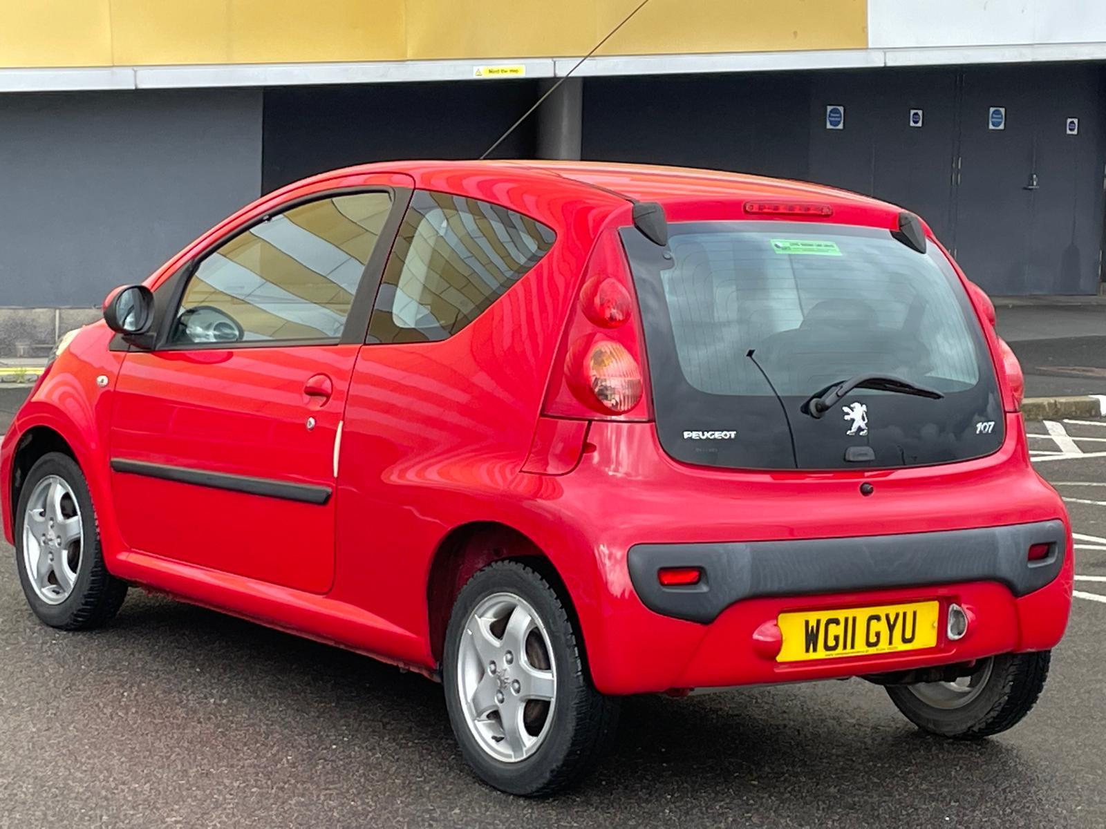 Peugeot 107 1.0 12V Urban Hatchback 3dr Petrol 2 Tronic Euro 5 (68 ps)