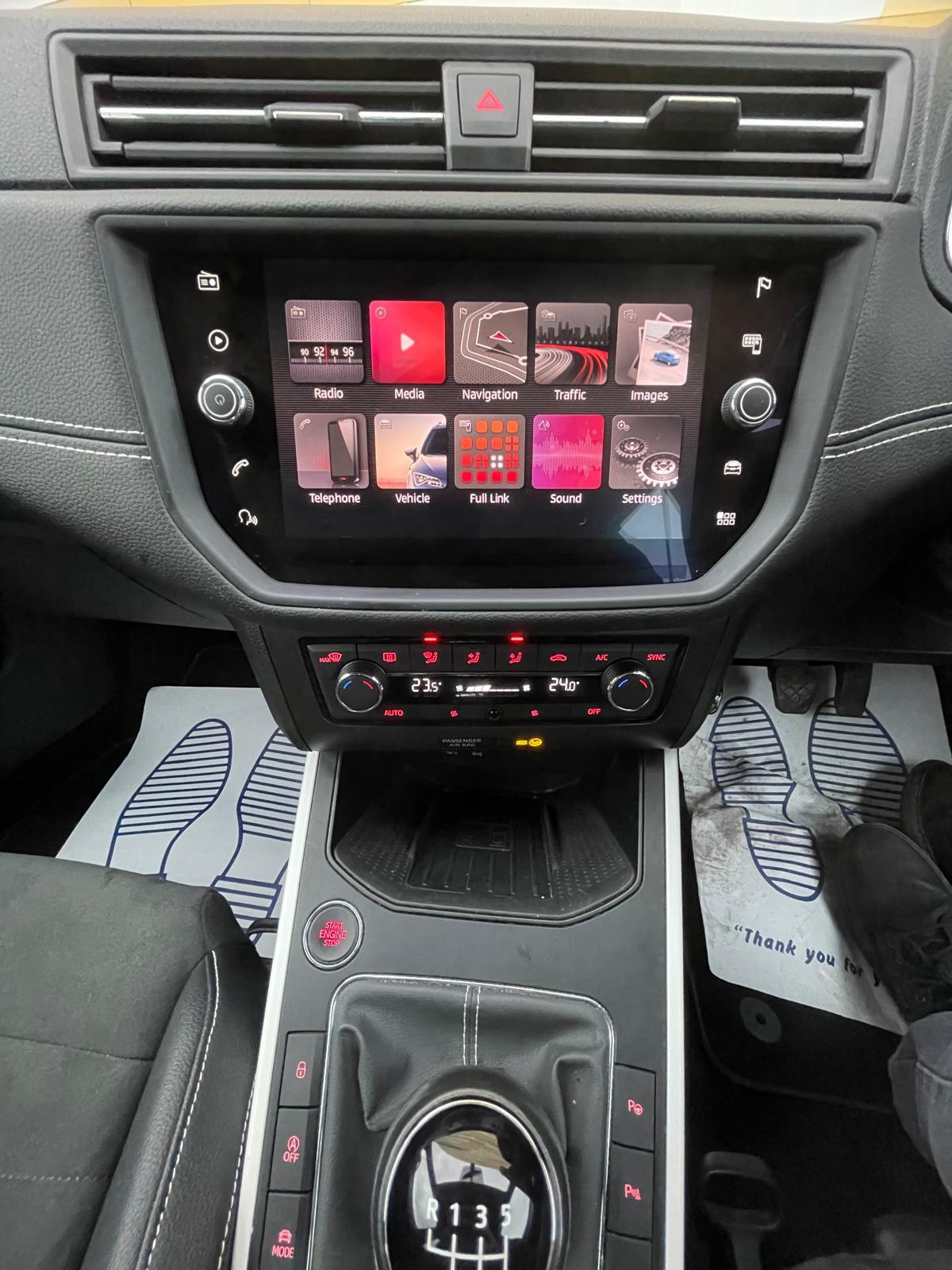 SEAT Arona 1.6 TDI XCELLENCE Lux SUV 5dr Diesel Manual Euro 6 (s/s) (115 ps)