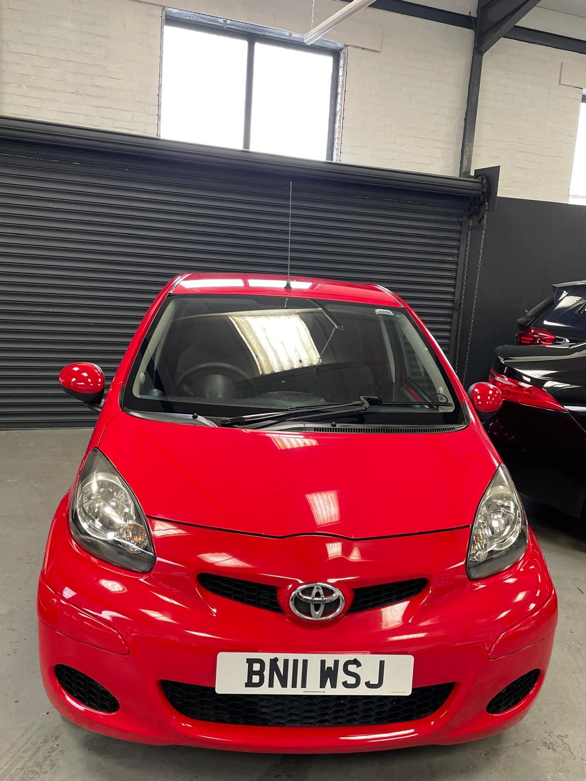 Toyota AYGO 1.0 VVT-i Go Hatchback 5dr Petrol Manual Euro 5 (67 ps)