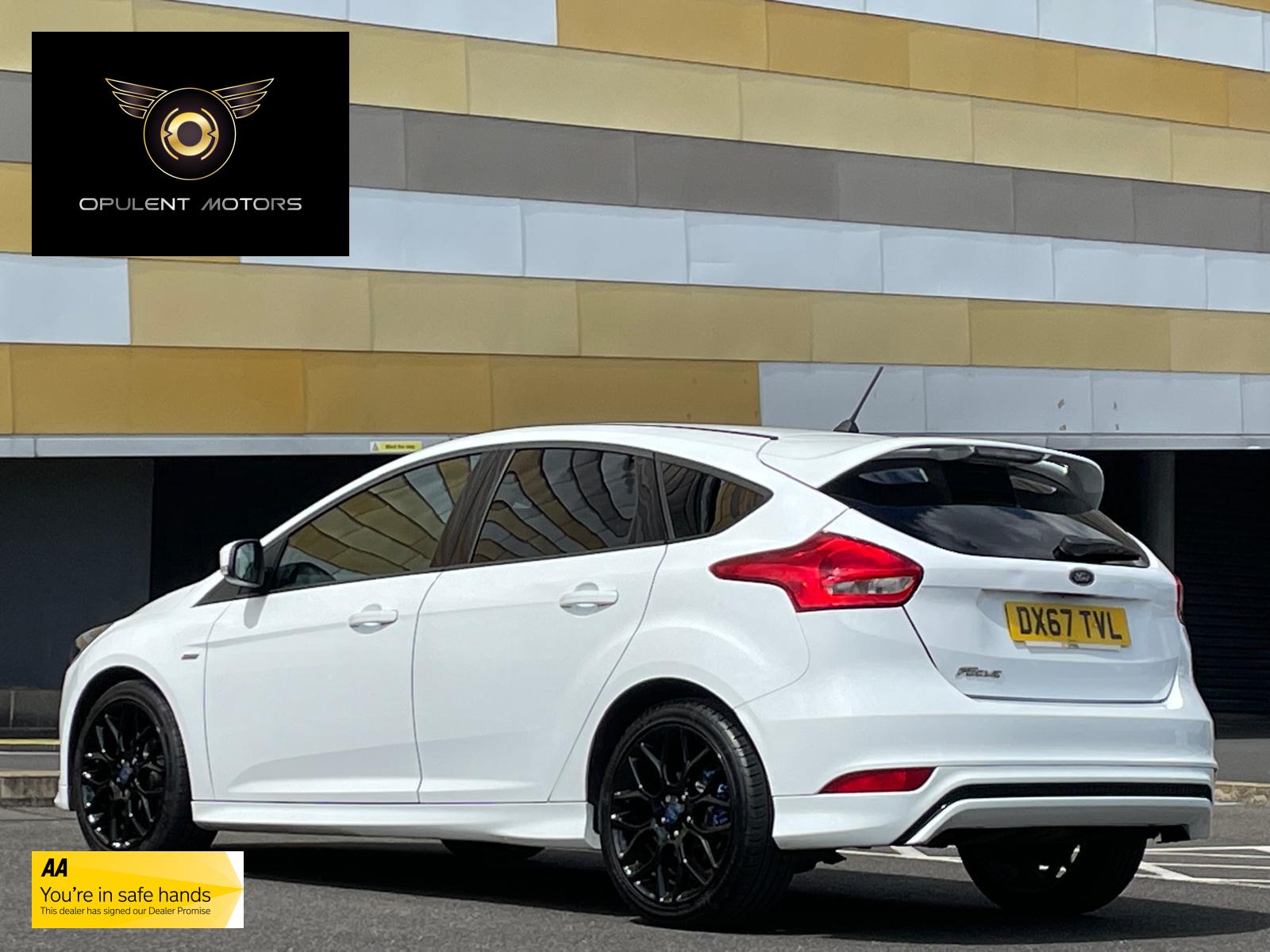 Ford Focus 1.5 TDCi ST-Line Hatchback 5dr Diesel Manual Euro 6 (s/s) (120 ps)