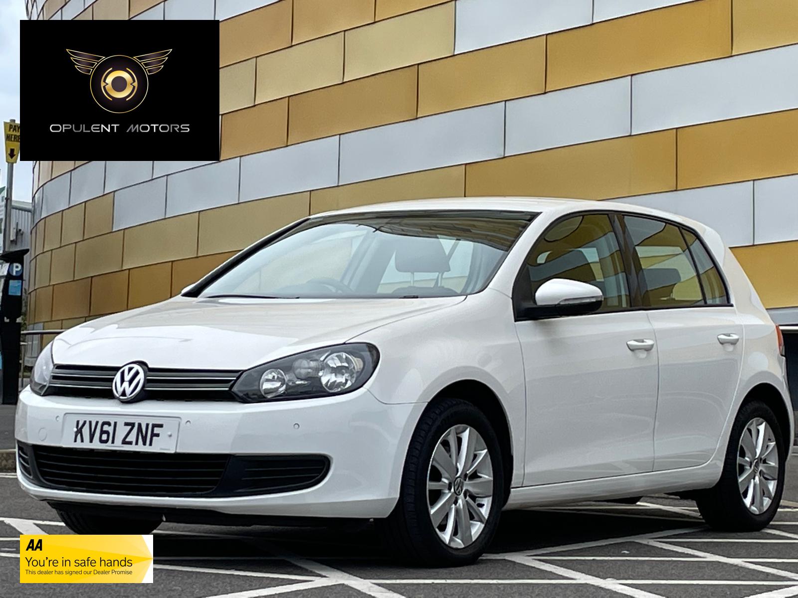 Volkswagen Golf 1.6 TDI Match Hatchback 5dr Diesel DSG Euro 5 (105 ps)