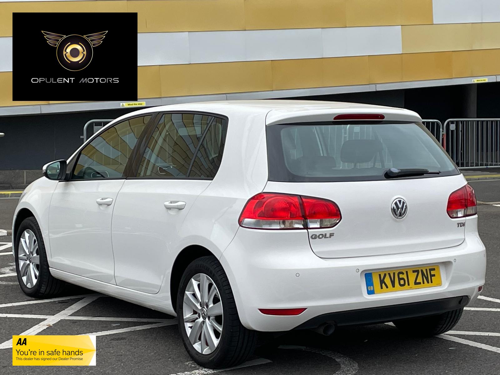 Volkswagen Golf 1.6 TDI Match Hatchback 5dr Diesel DSG Euro 5 (105 ps)