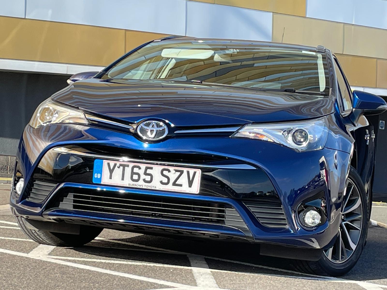 Toyota Avensis 2.0 D-4D Business Edition Plus Touring Sports 5dr Diesel Manual Euro 6 (s/s) (143 ps)