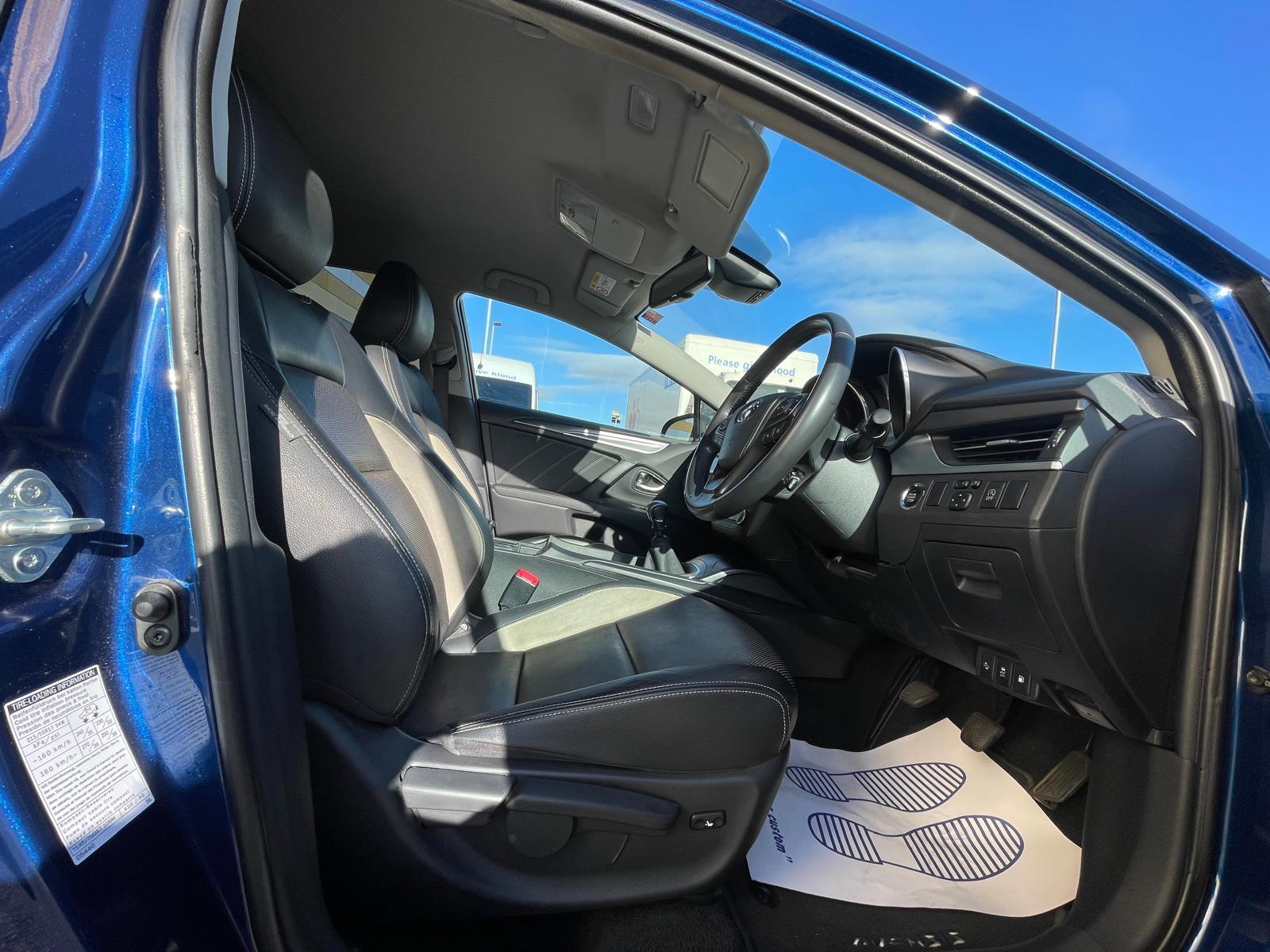 Toyota Avensis 2.0 D-4D Business Edition Plus Touring Sports 5dr Diesel Manual Euro 6 (s/s) (143 ps)