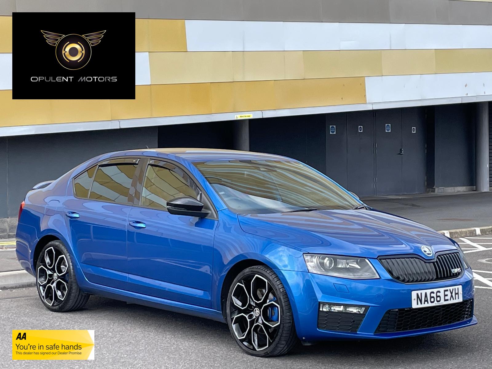 Skoda Octavia 2.0 TDI vRS Hatchback 5dr Diesel DSG 4WD Euro 6 (s/s) (184 ps)