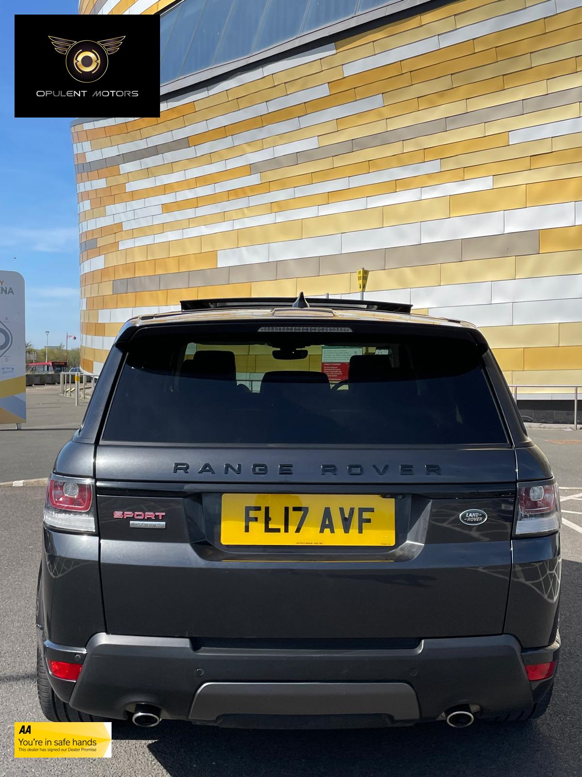 Land Rover Range Rover Sport 3.0 SD V6 Autobiography Dynamic SUV 5dr Diesel Auto 4WD Euro 6 (s/s) (306 ps)