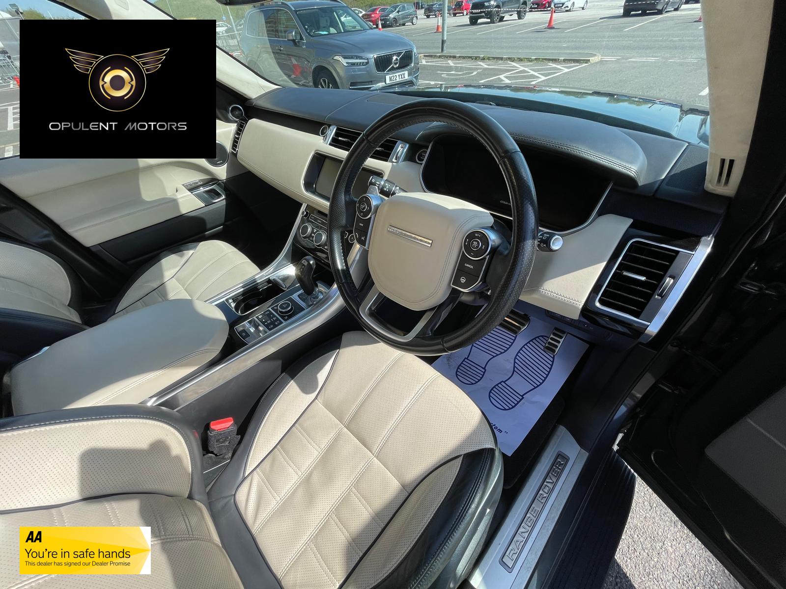 Land Rover Range Rover Sport 3.0 SD V6 Autobiography Dynamic SUV 5dr Diesel Auto 4WD Euro 6 (s/s) (306 ps)