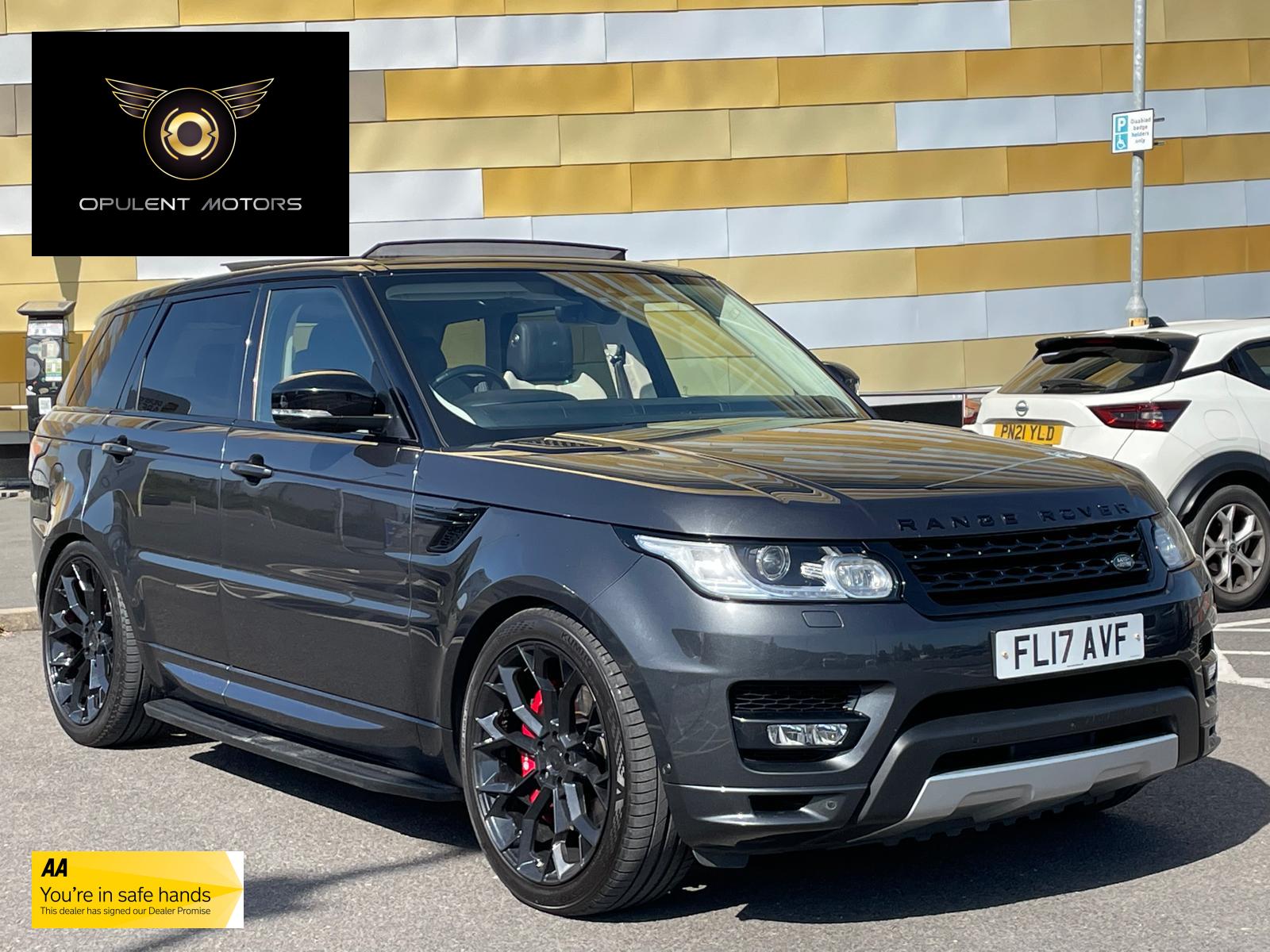 Land Rover Range Rover Sport 3.0 SD V6 Autobiography Dynamic SUV 5dr Diesel Auto 4WD Euro 6 (s/s) (306 ps)