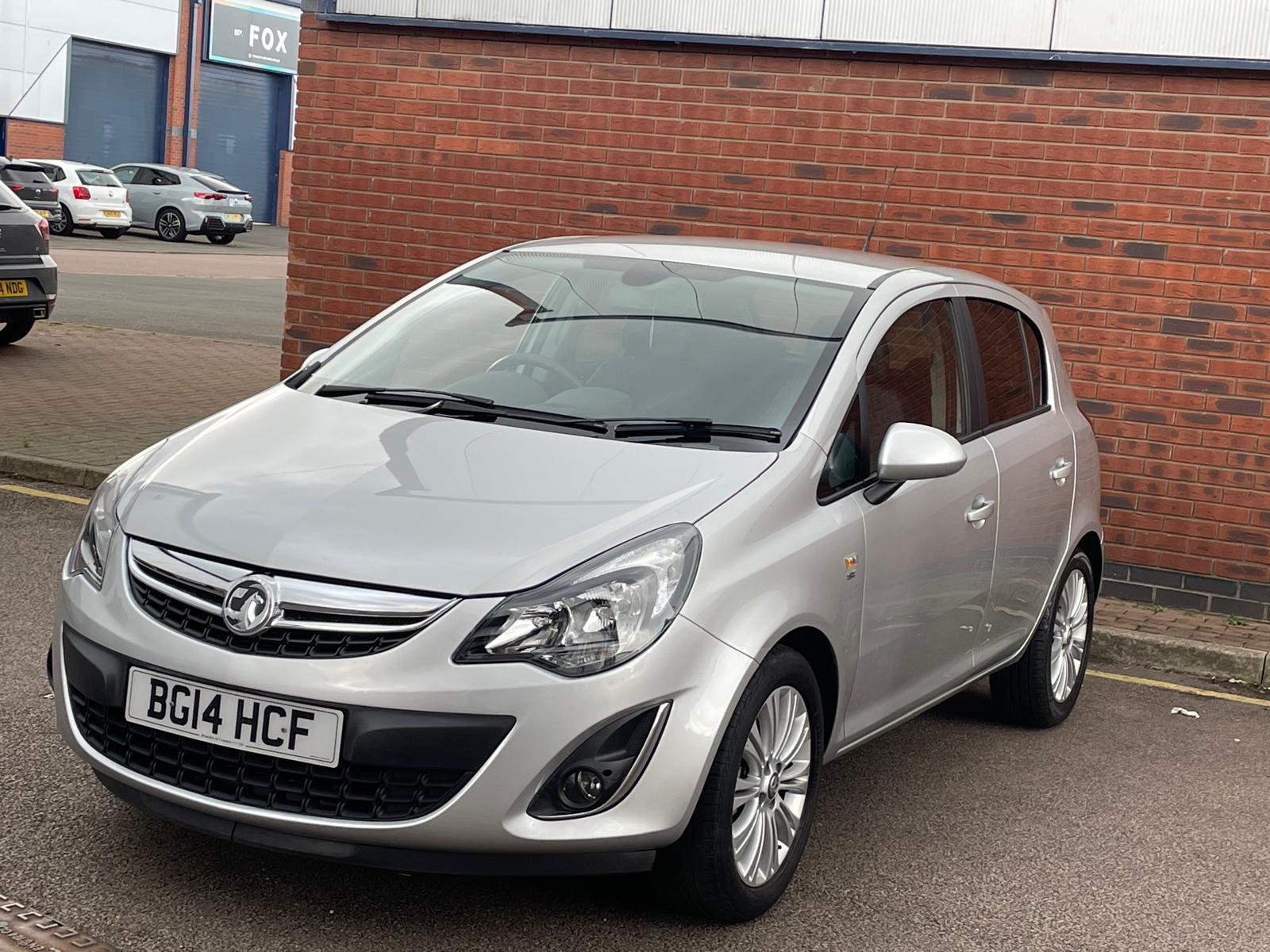 Vauxhall Corsa 1.2 16V SE Hatchback 5dr Petrol Manual Euro 5 (85 ps)