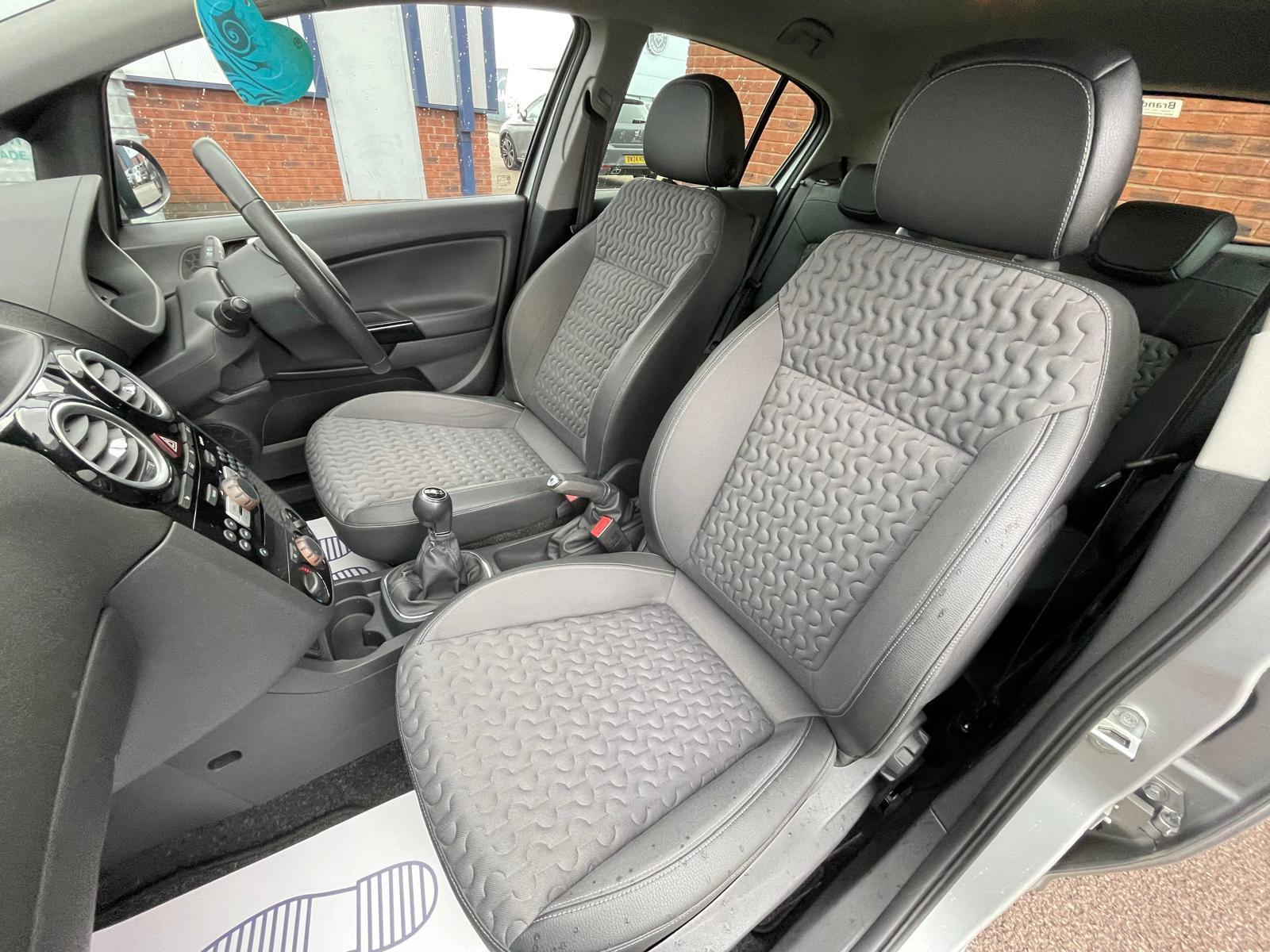 Vauxhall Corsa 1.2 16V SE Hatchback 5dr Petrol Manual Euro 5 (85 ps)