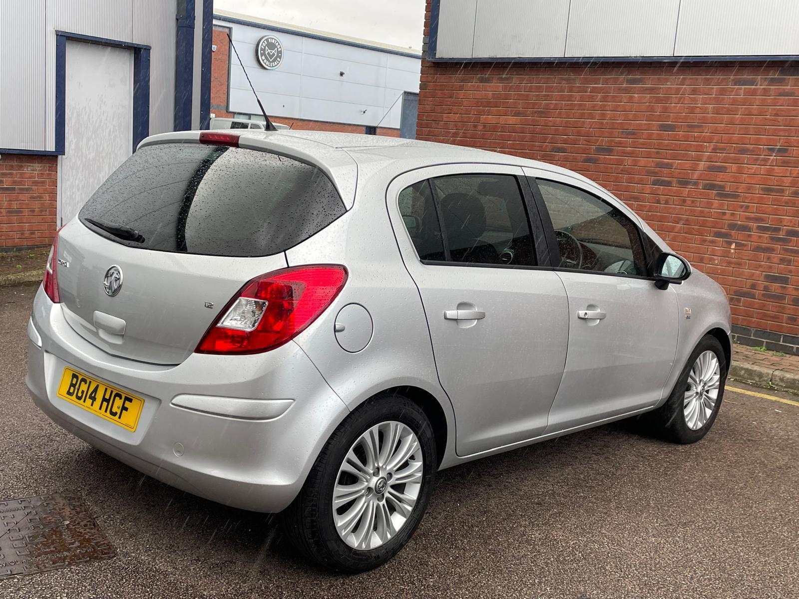 Vauxhall Corsa 1.2 16V SE Hatchback 5dr Petrol Manual Euro 5 (85 ps)