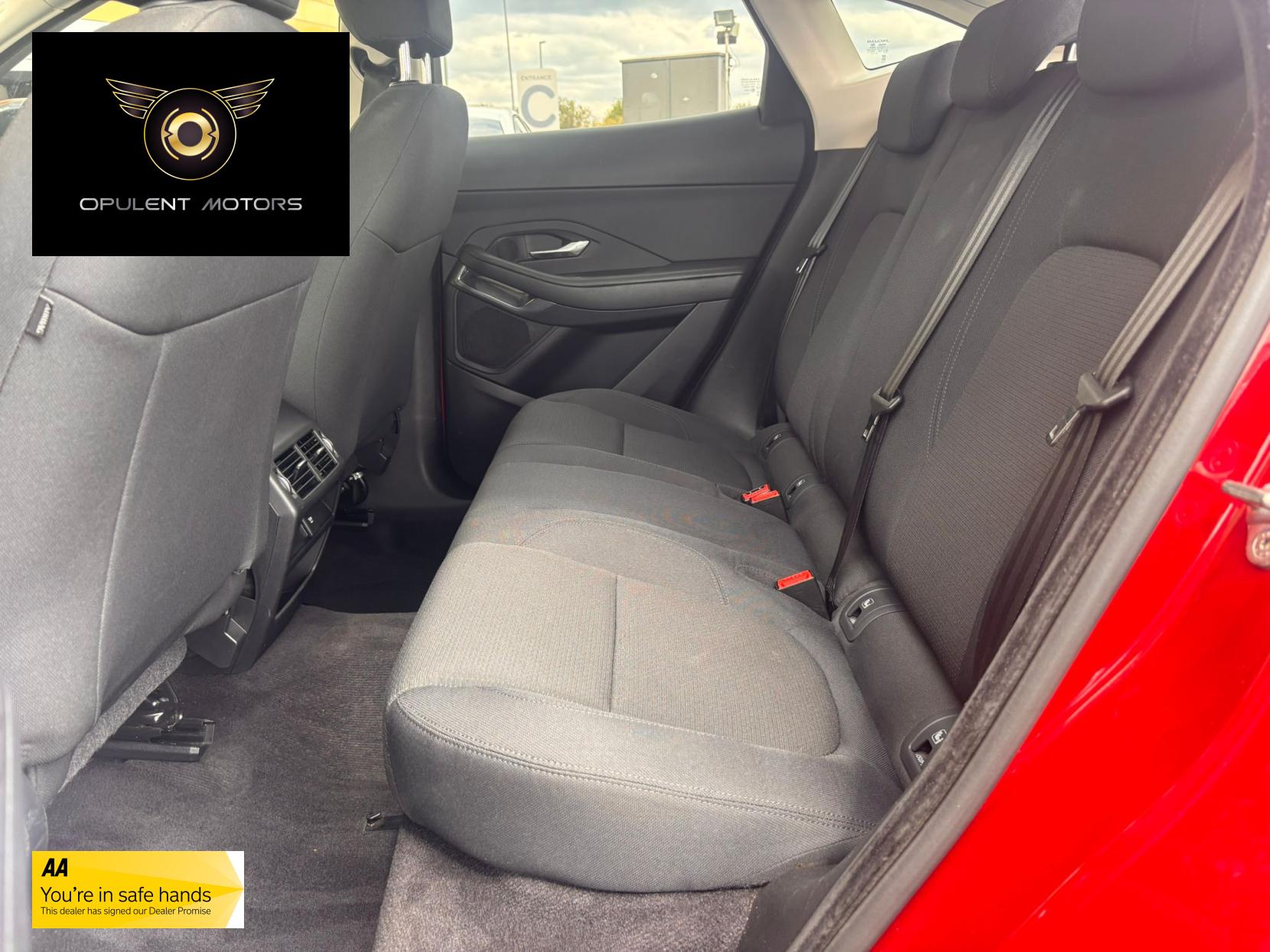 Jaguar E-PACE 2.0 D150 SUV 5dr Diesel Auto AWD Euro 6 (s/s) (150 ps)