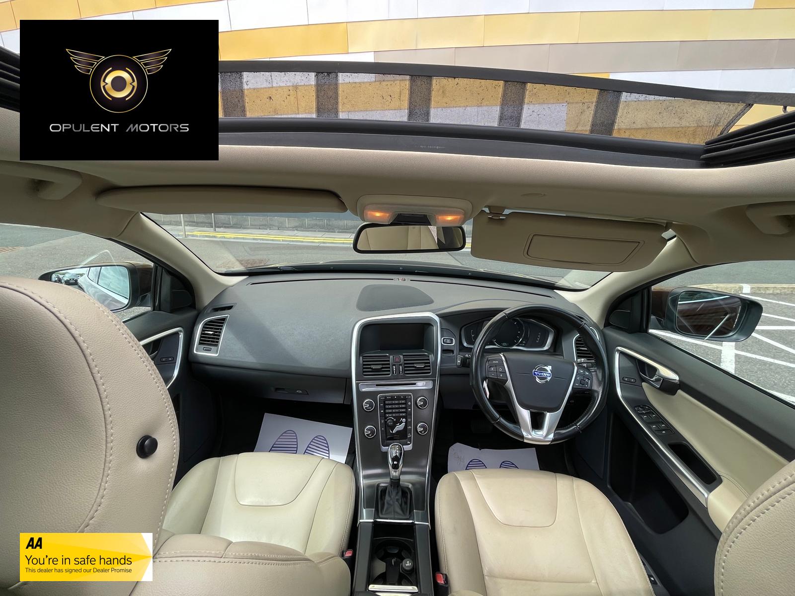 Volvo XC60 2.4 D4 SE Lux Nav SUV 5dr Diesel Geartronic AWD Euro 5 (181 ps)