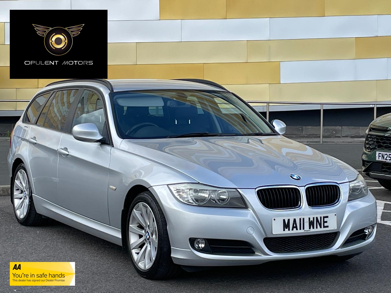 BMW 3 Series 2.0 318i SE Touring 5dr Petrol Manual Euro 5 (143 ps)