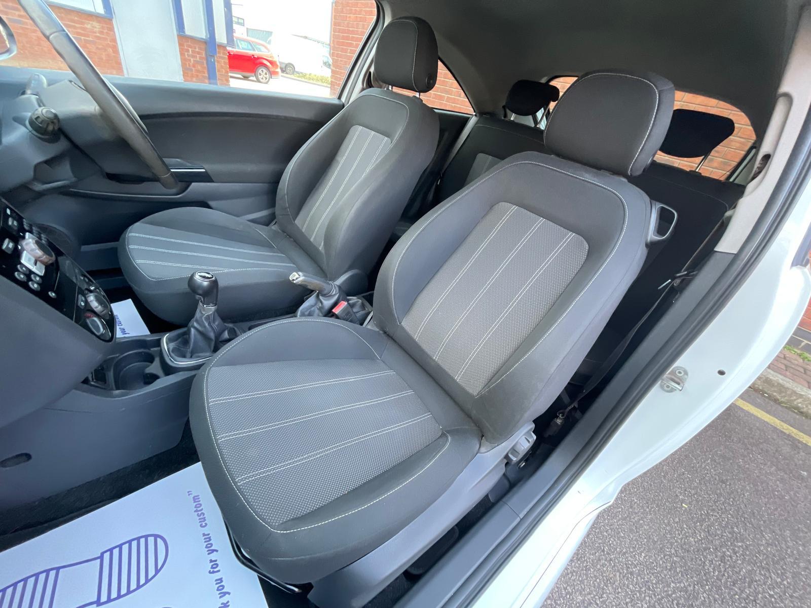 Vauxhall Corsa 1.2 16V Limited Edition Hatchback 3dr Petrol Manual Euro 5 (85 ps)