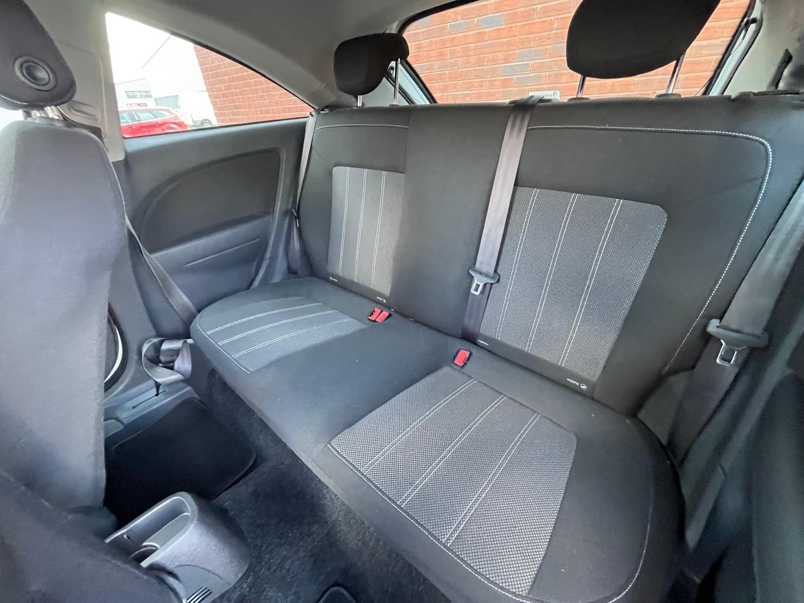 Vauxhall Corsa 1.2 16V Limited Edition Hatchback 3dr Petrol Manual Euro 5 (85 ps)