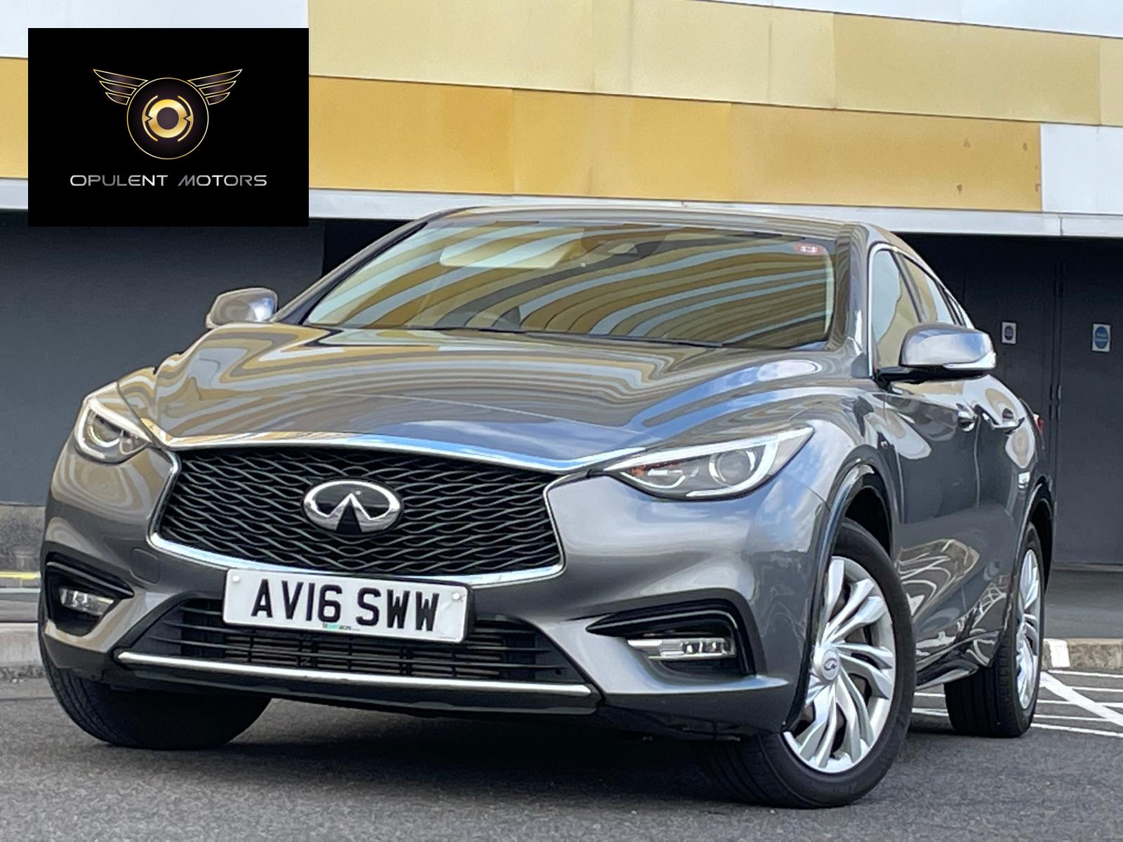 Infiniti Q30 1.5d SE Hatchback 5dr Diesel Manual Euro 6 (s/s) (109 ps)