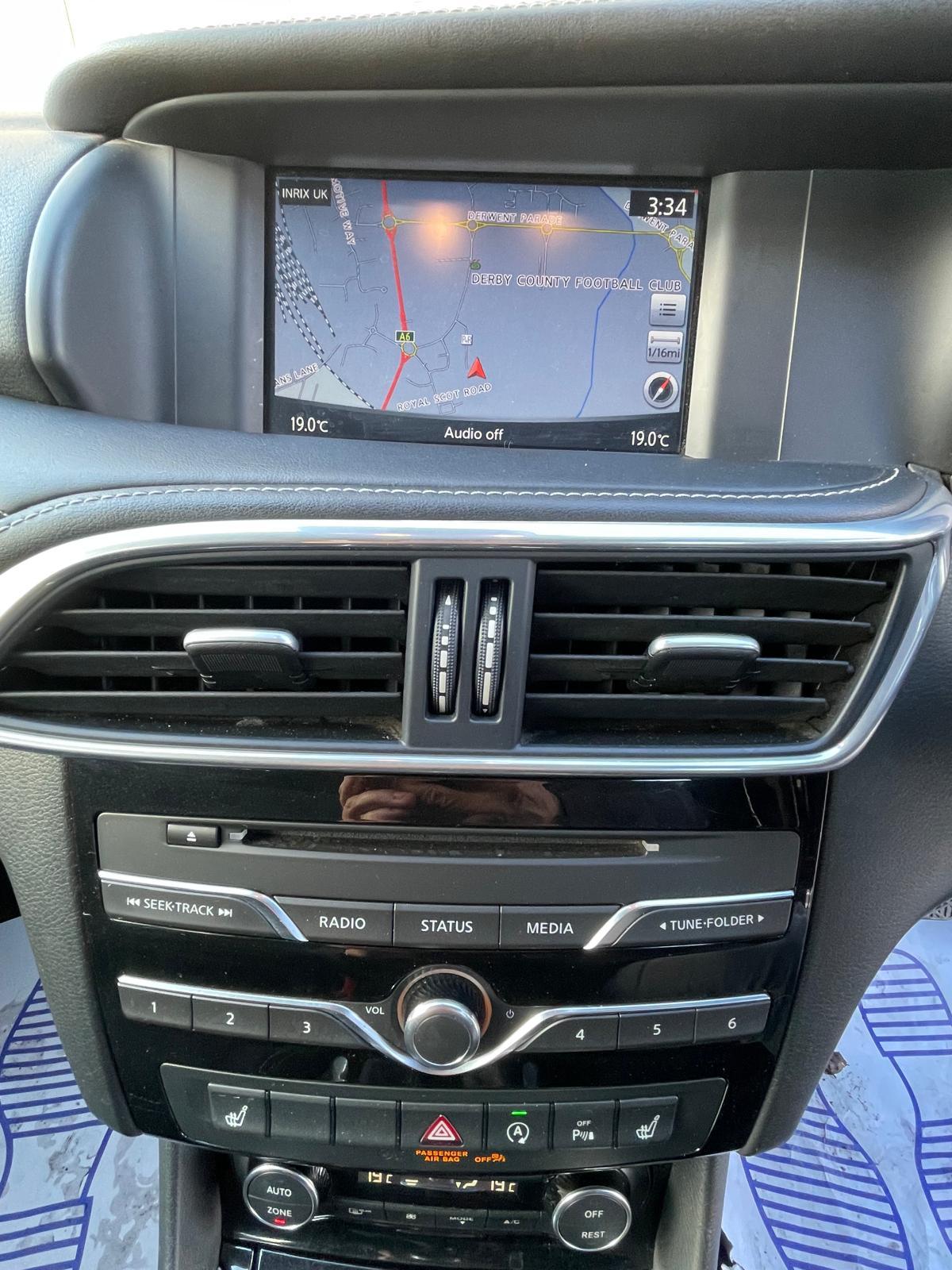 Infiniti Q30 1.5d SE Hatchback 5dr Diesel Manual Euro 6 (s/s) (109 ps)