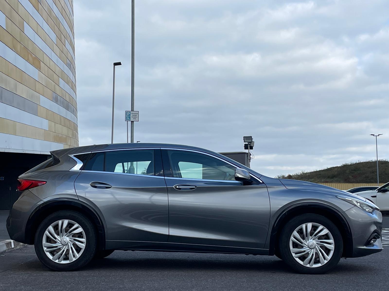 Infiniti Q30 1.5d SE Hatchback 5dr Diesel Manual Euro 6 (s/s) (109 ps)