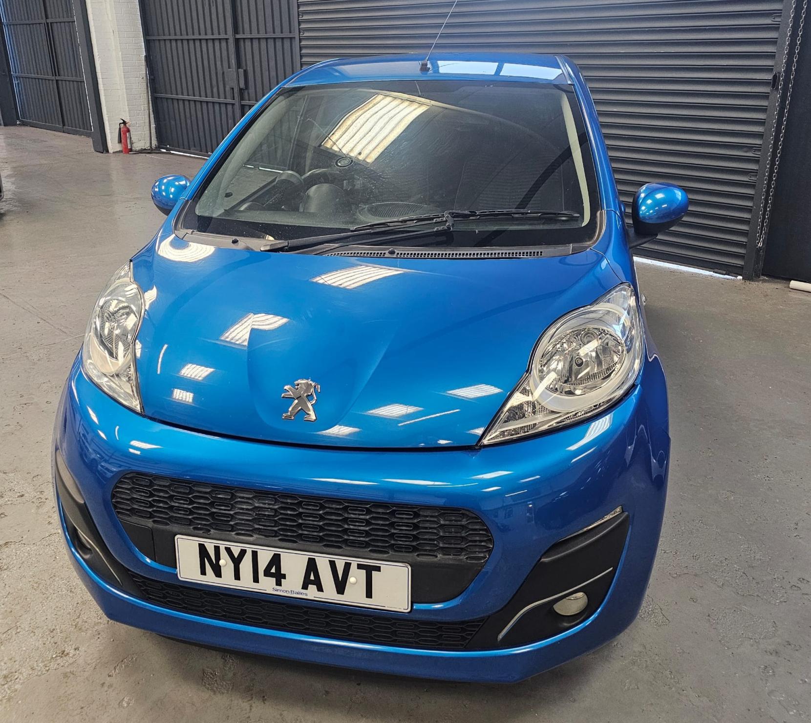 Peugeot 107 1.0 12V Allure Hatchback 5dr Petrol Manual Euro 5 (68 ps)