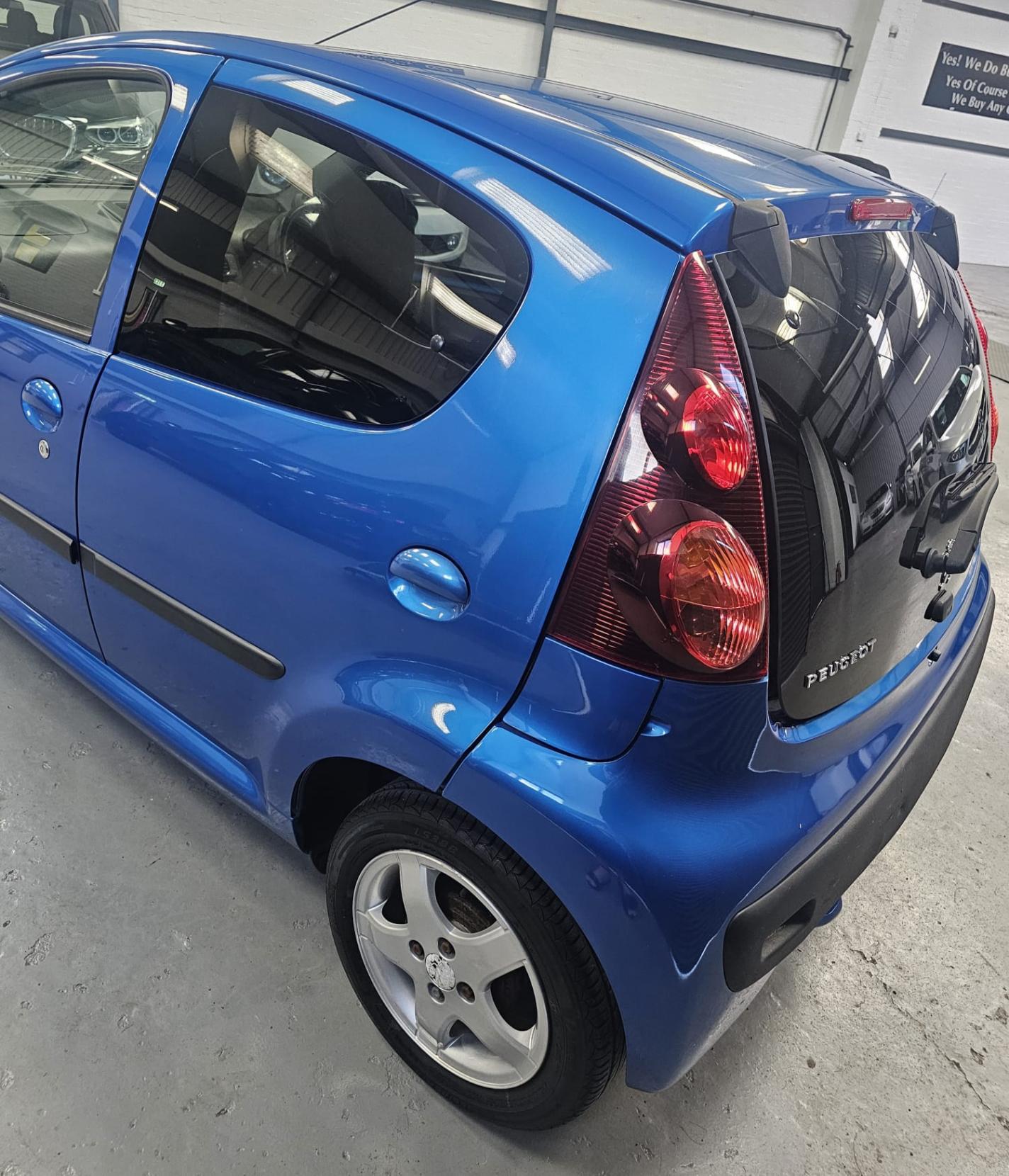 Peugeot 107 1.0 12V Allure Hatchback 5dr Petrol Manual Euro 5 (68 ps)