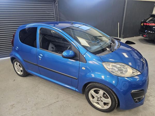 Peugeot 107 1.0 12V Allure Hatchback 5dr Petrol Manual Euro 5 (68 ps)