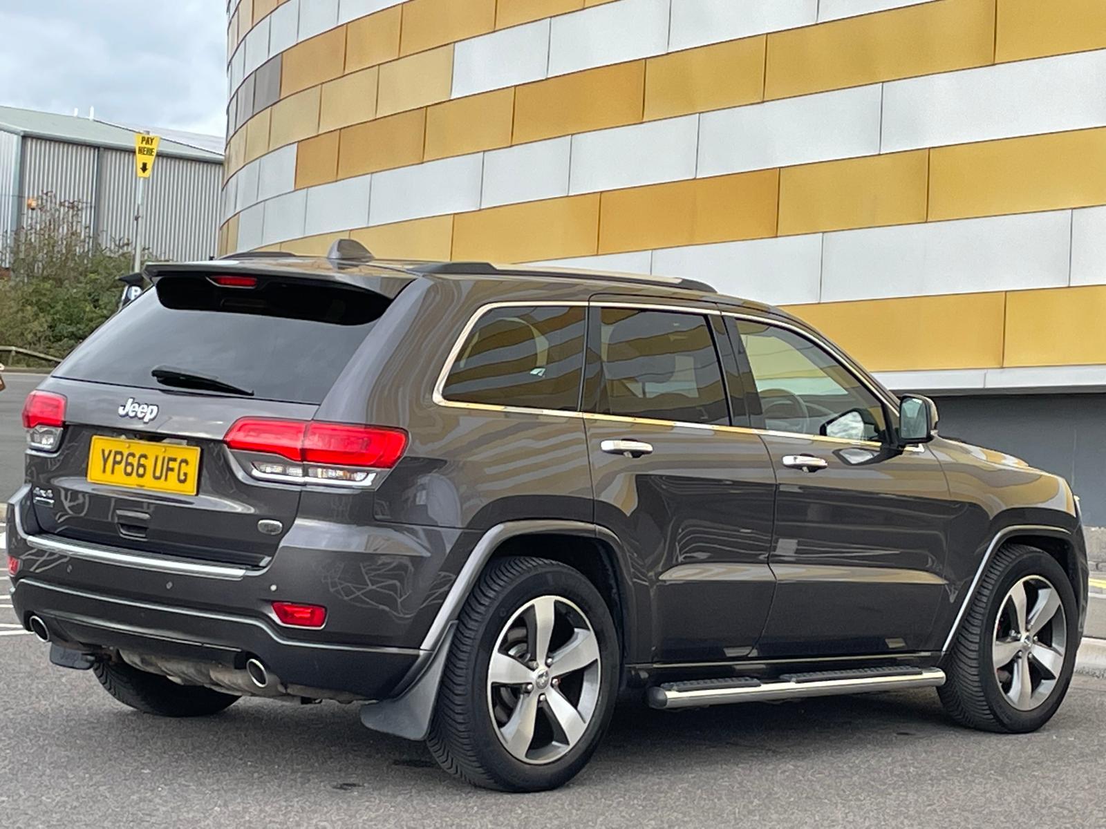 Jeep Grand Cherokee 3.0 V6 CRD Overland SUV 5dr Diesel Auto 4WD Euro 6 (247 bhp)