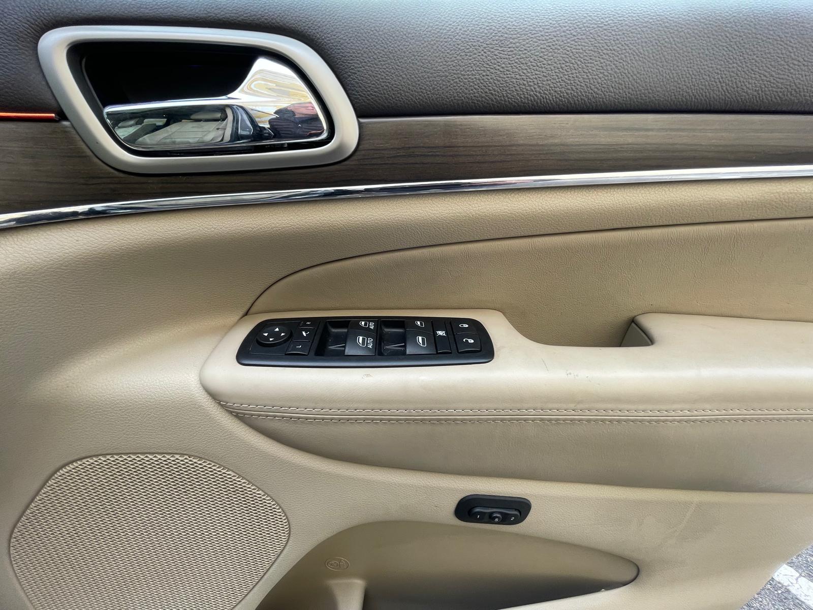 Jeep Grand Cherokee 3.0 V6 CRD Overland SUV 5dr Diesel Auto 4WD Euro 6 (247 bhp)