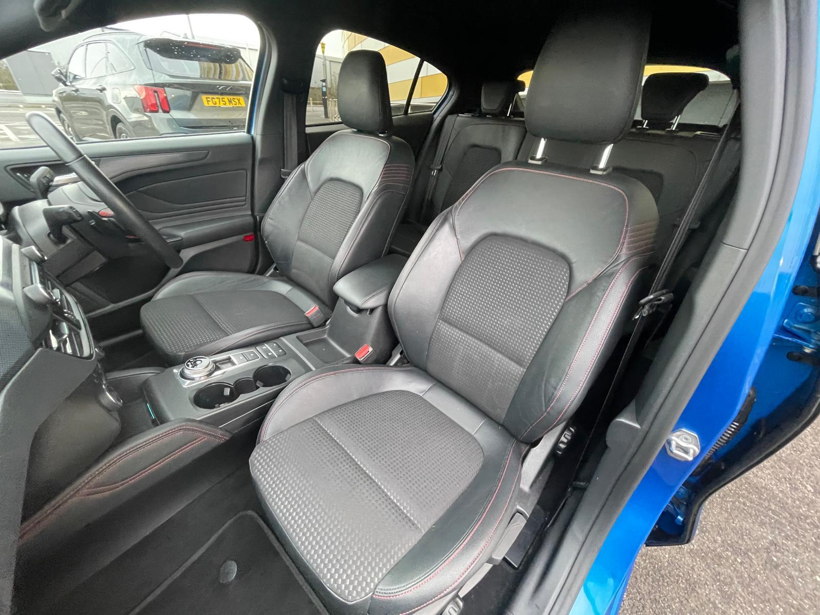 Ford Focus 1.5T EcoBoost ST-Line X Hatchback 5dr Petrol Auto Euro 6 (s/s) (182 ps)