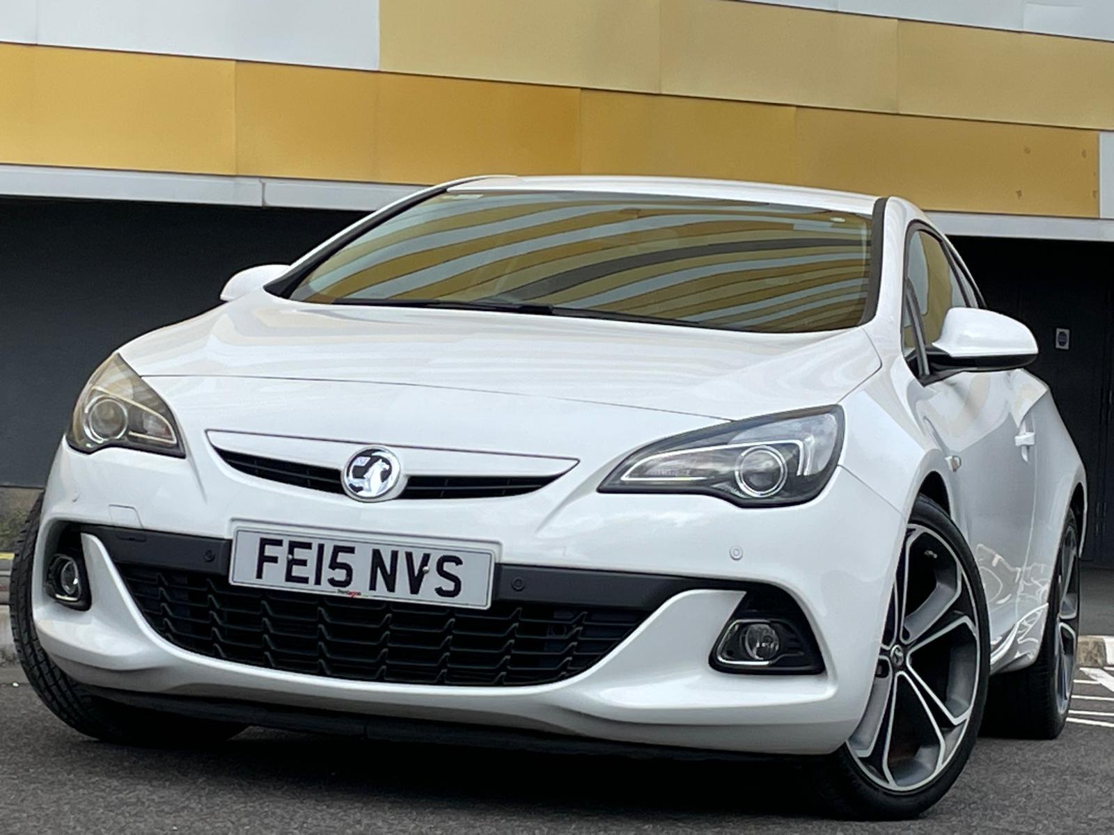 Vauxhall Astra GTC 1.6 CDTi ecoFLEX Limited Edition Coupe 3dr Diesel Manual Euro 6 (s/s) (136 ps)