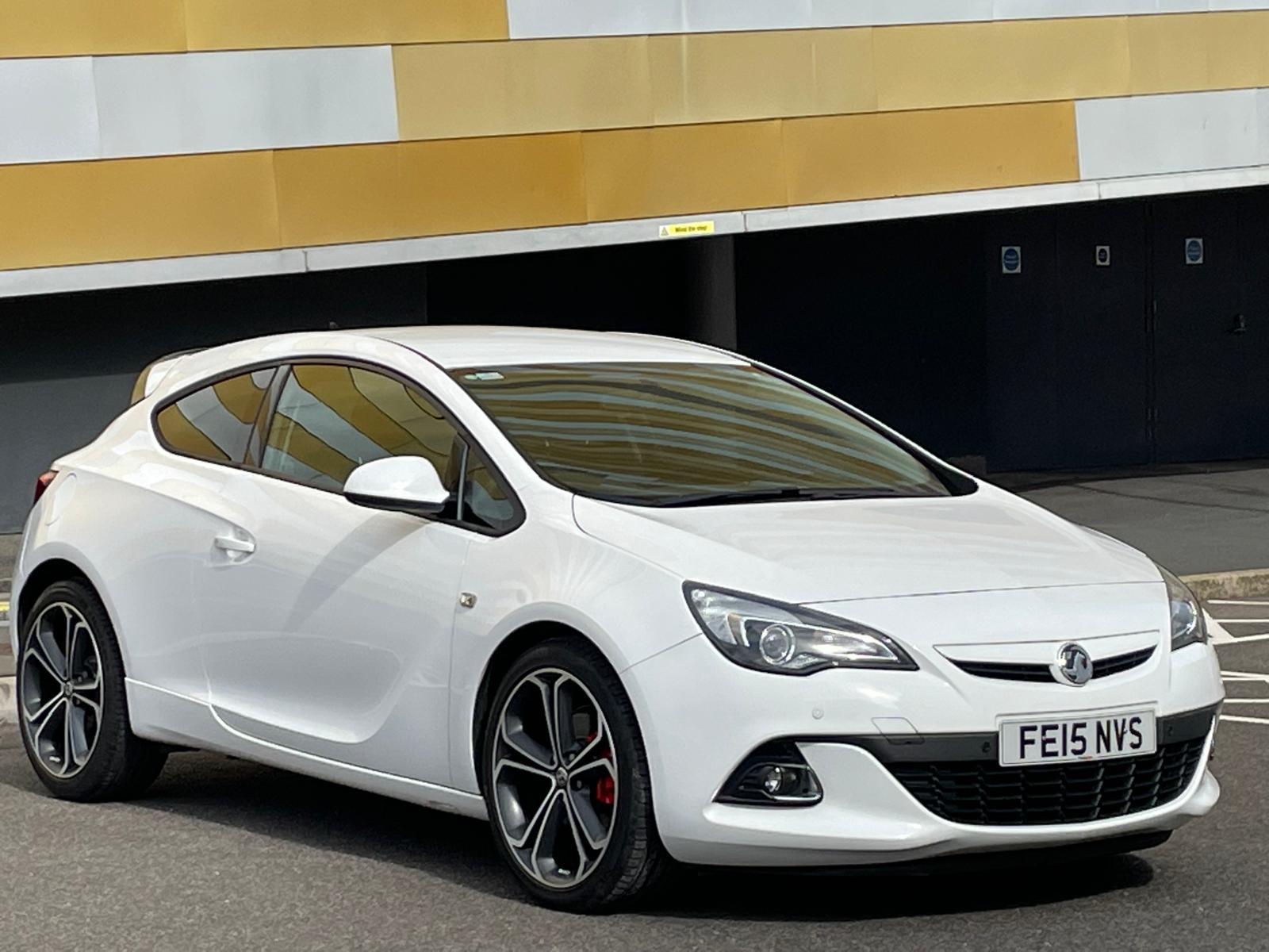 Vauxhall Astra GTC 1.6 CDTi ecoFLEX Limited Edition Coupe 3dr Diesel Manual Euro 6 (s/s) (136 ps)