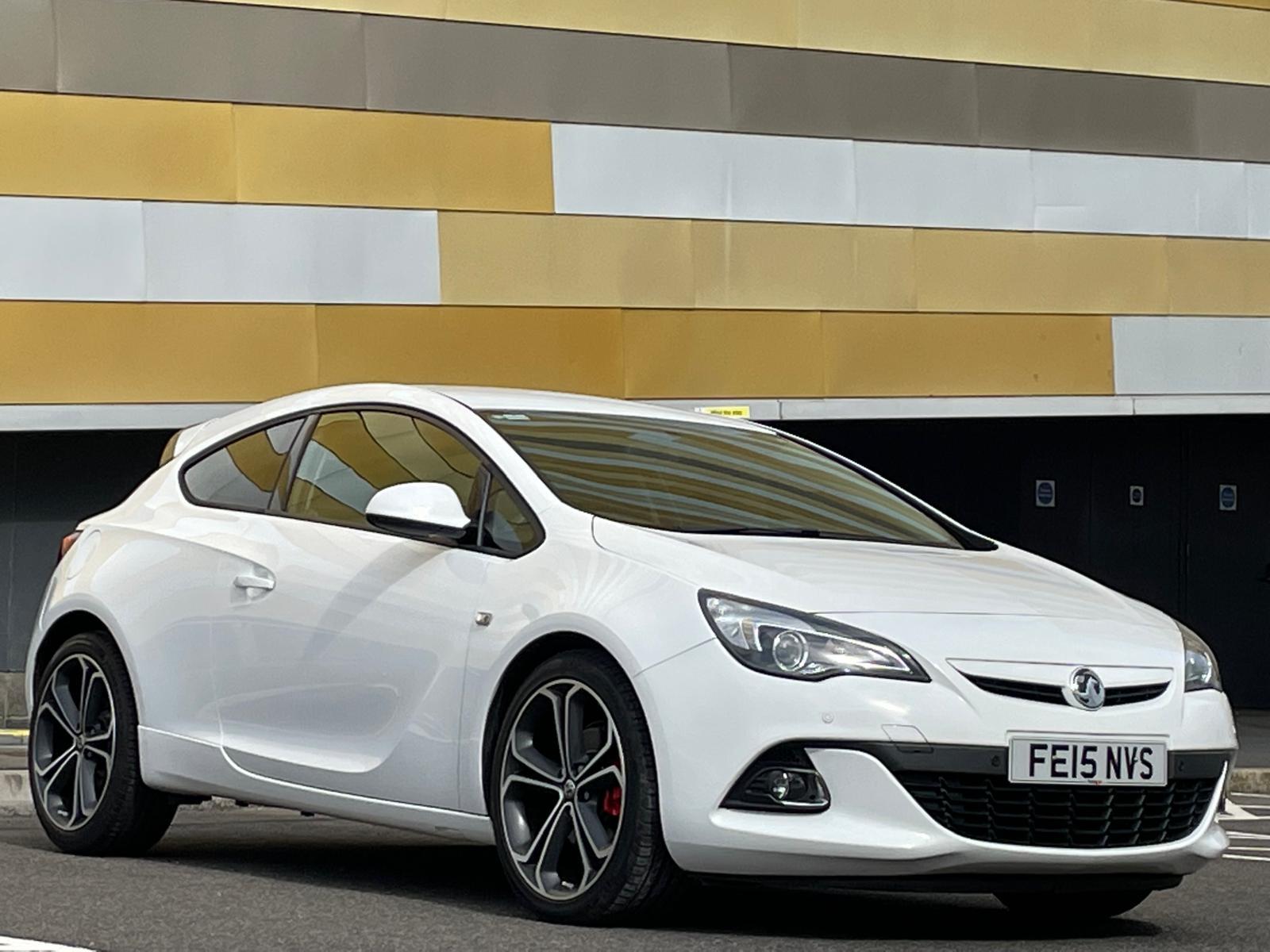 Vauxhall Astra GTC 1.6 CDTi ecoFLEX Limited Edition Coupe 3dr Diesel Manual Euro 6 (s/s) (136 ps)